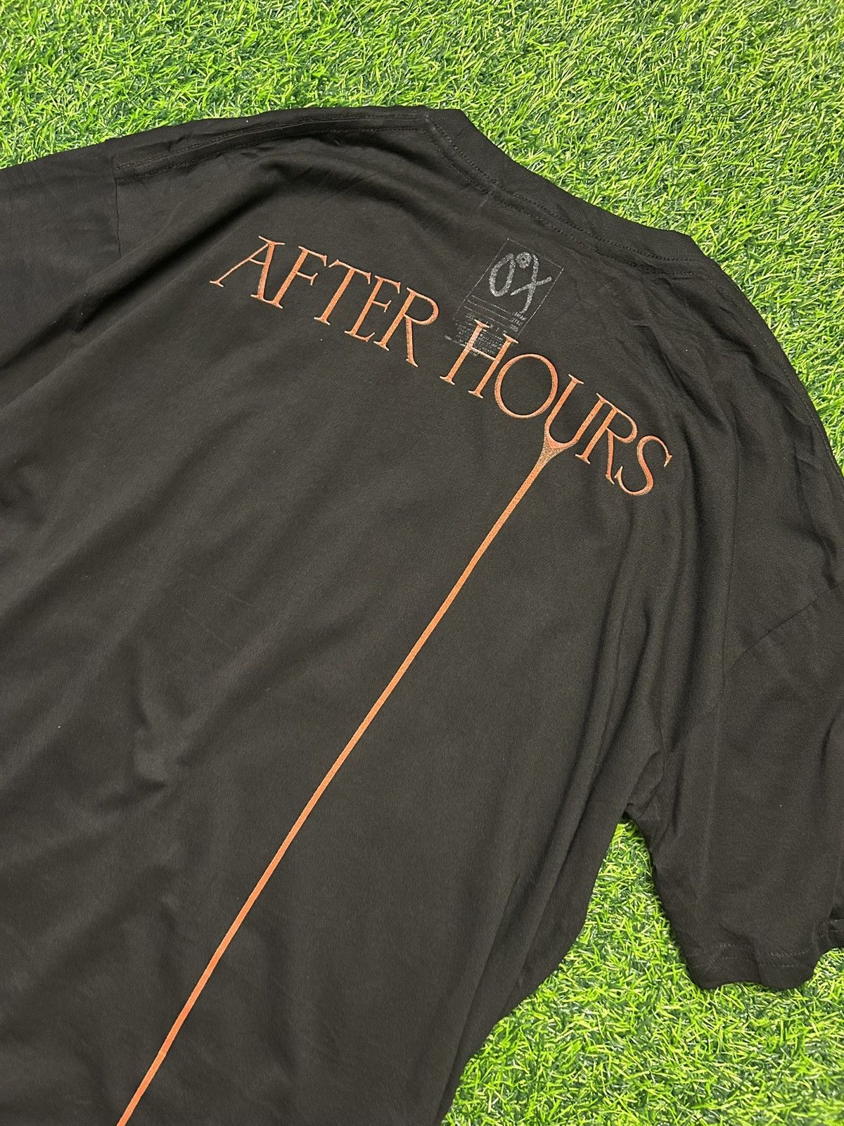 XO The weekend official xo tee Size US XXL / EU 58 / 5 - 4 Thumbnail