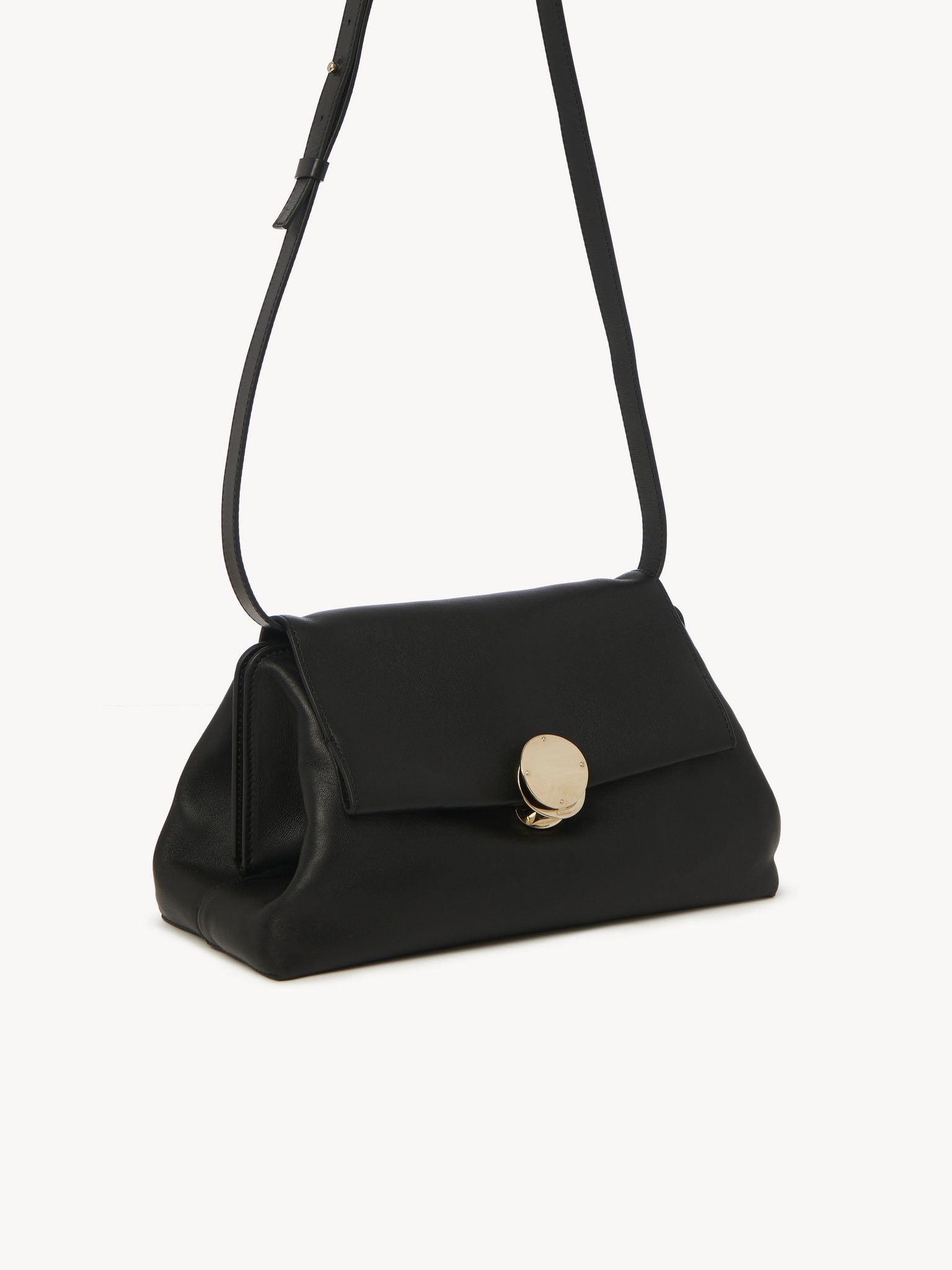 Chloe o1loc1c0325 Size: OS / CHC23 Penelope Clutch in Black Size ONE SIZE - 2 Thumbnail