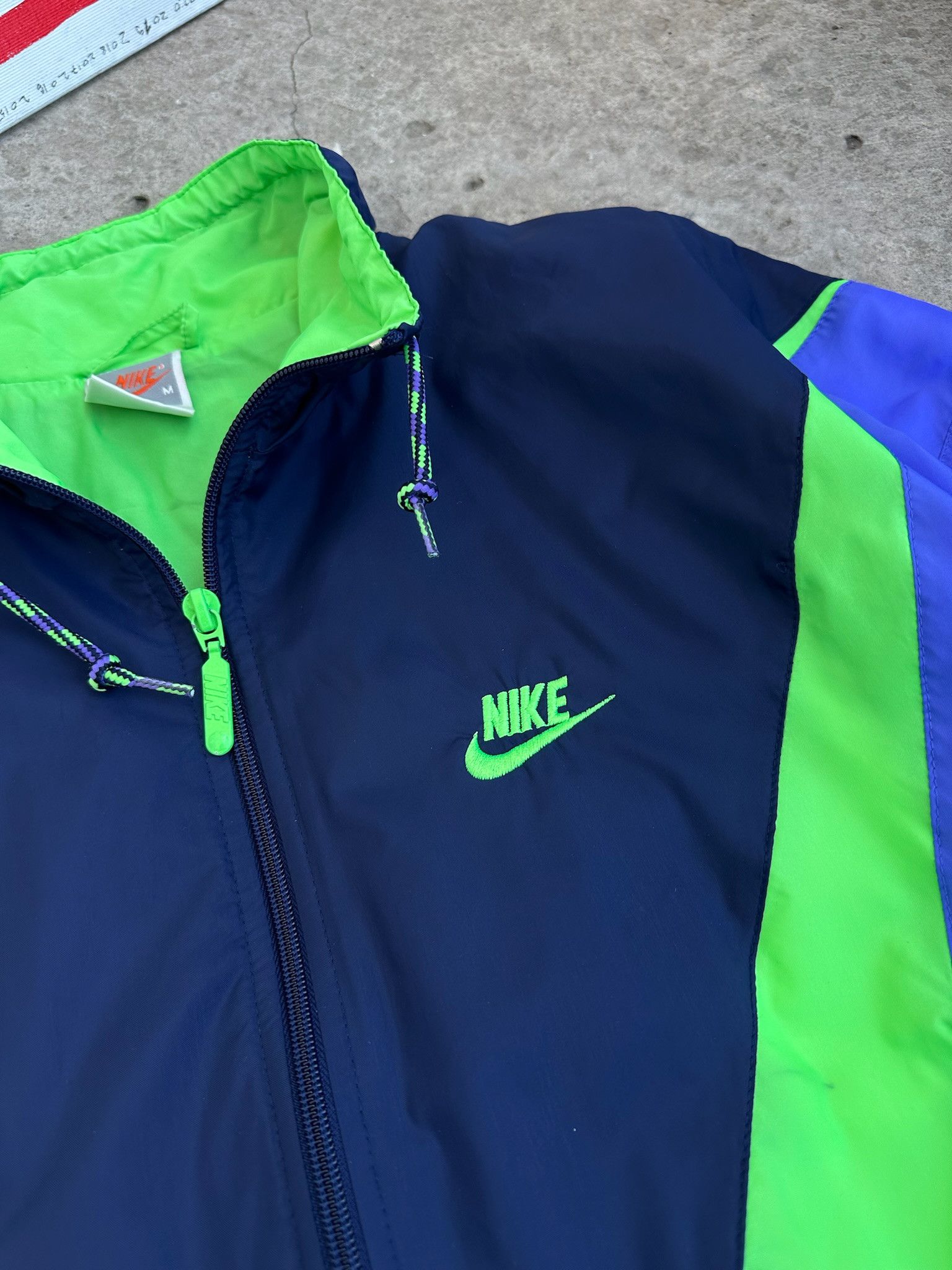 Nike Vintage Nike track jacket streetwear Size US M / EU 48-50 / 2 - 4 Thumbnail
