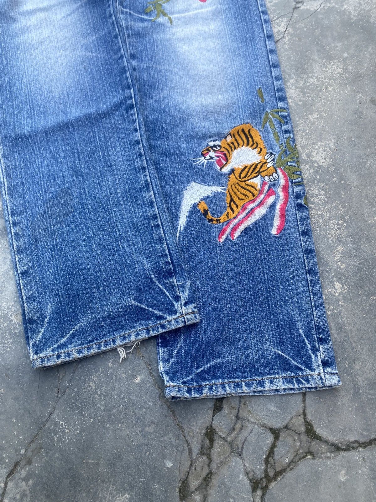 Japanese Brand Vintage VISION OF JAPAN Sukajan Jeans Size US 29 - 4 Thumbnail