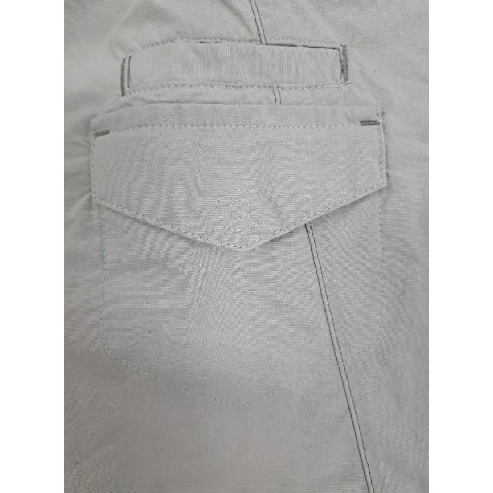 Vintage COLUMBIA Titanium Women's Cargo Shorts Khaki Size 8 Nylon Zipper Pockets Outdoor Activewear VINTAGE: No Size 30" / US 8 / IT 44 - 7 Thumbnail