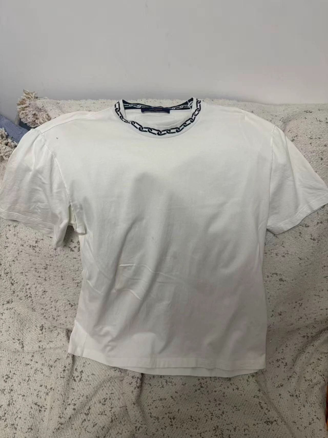 Louis Vuitton LV Short Sleeve Tee Minor Stain Dry Cleaned XL Size US XL / EU 56 / 4 - 1 Thumbnail