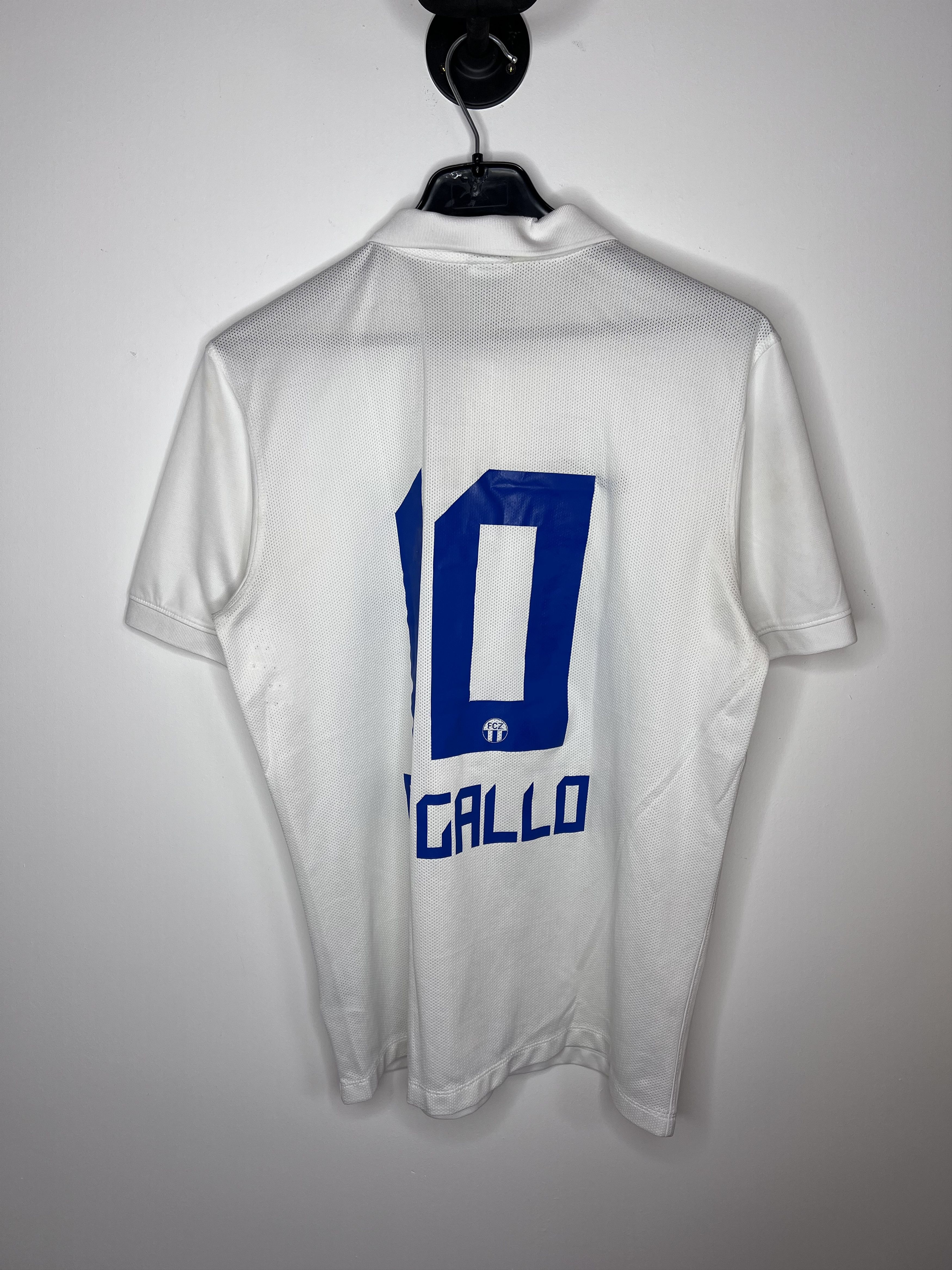 Nike FC ZURICH 2014 2015 HOME FOOTBALL SHIRT SOCCER JERSEY NIKE Size US L / EU 52-54 / 3 - 2 Thumbnail