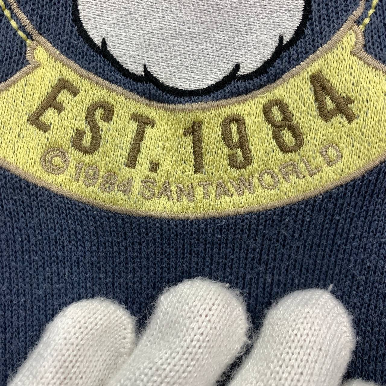 Vintage Vintage SANTA WORLD SWEDEN Sweatshirt #2379-11 Size US M / EU 48-50 / 2 - 3 Thumbnail