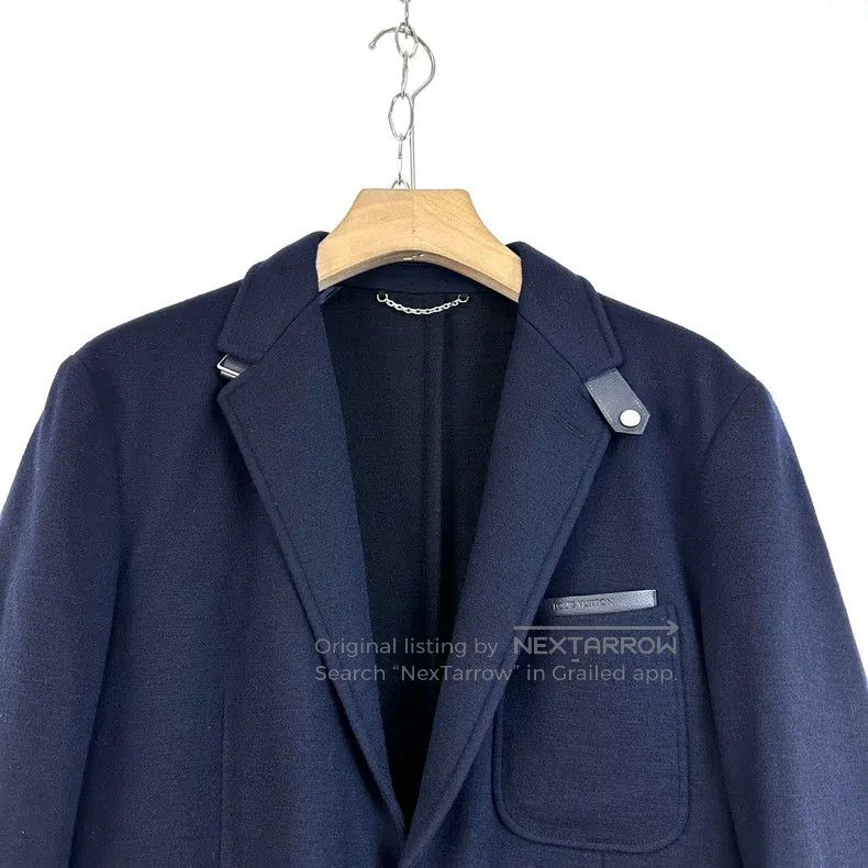 Louis Vuitton Louis Vuitton Navy V-Neck Leather Button jacket Size US M / EU 48-50 / 2 - 3 Thumbnail
