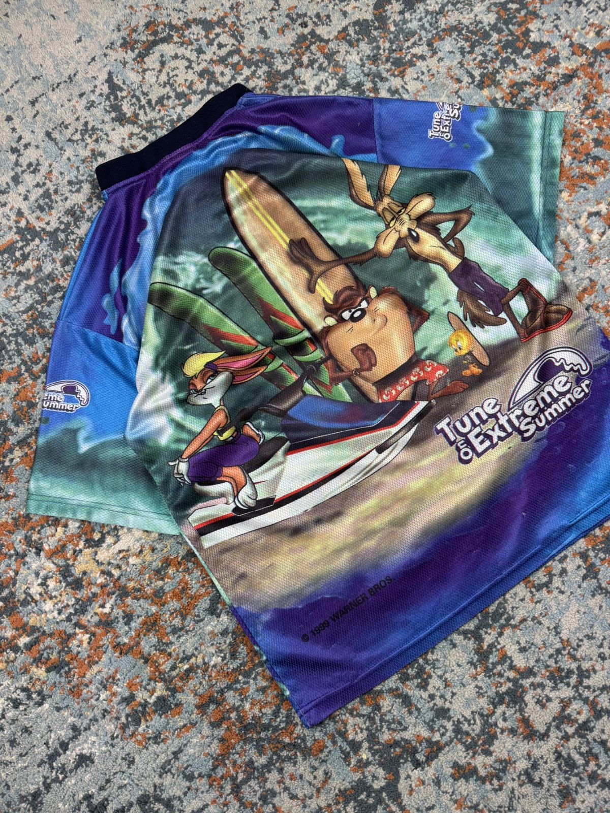 Vintage × Warner Bros Vintage 1999 crazy Warner bros graphic all over print Jersey Size US M / EU 48-50 / 2 - 4 Thumbnail
