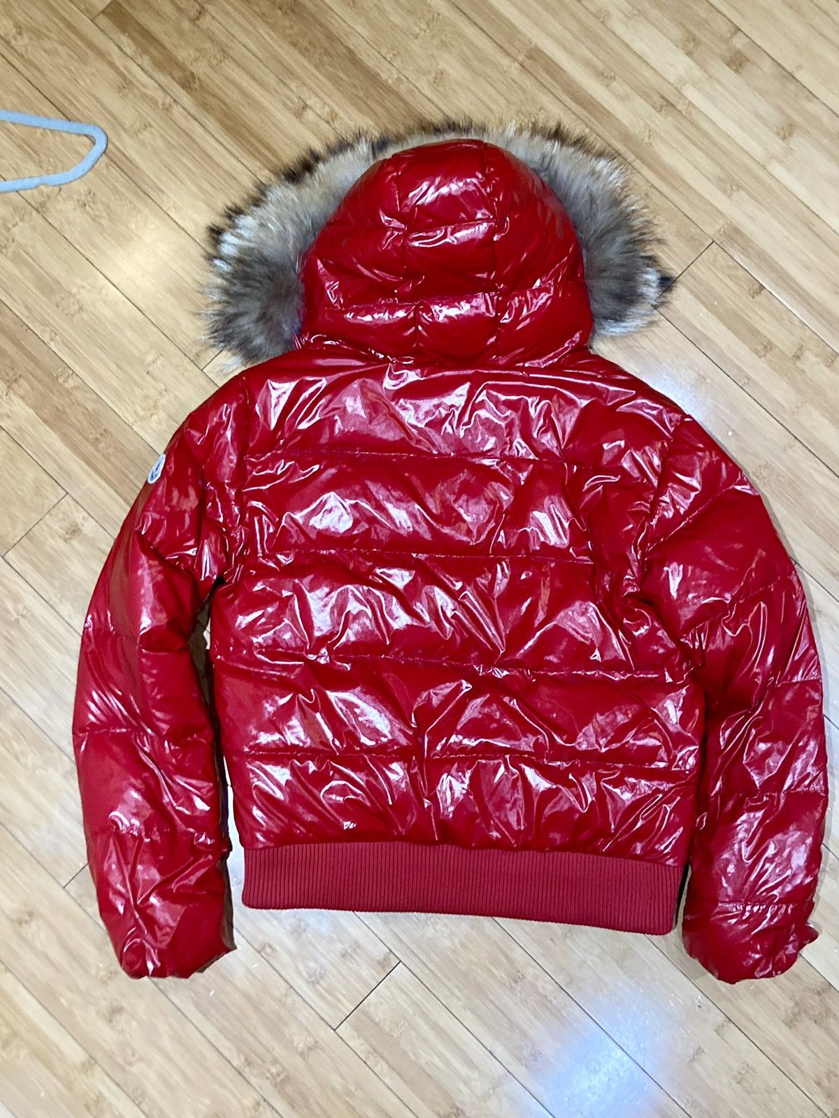 Moncler Moncler puffer with fur hood Size M / US 6-8 / IT 42-44 - 2 Thumbnail