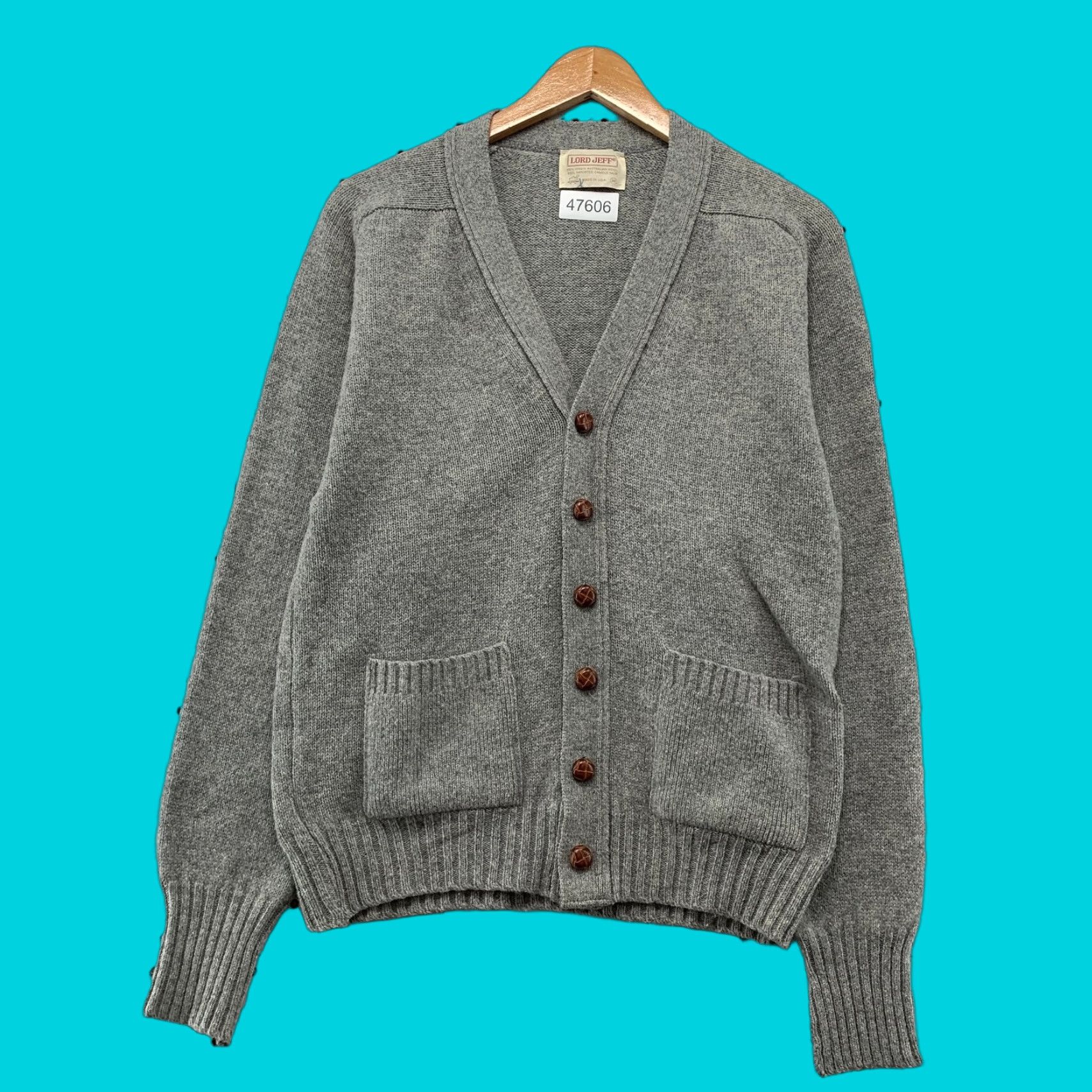 Camel VINTAGE Lord Jeff Wool Cardigan Sweater Mens Medium Gray Camel Hair Made USA Size US M / EU 48-50 / 2 - 1 Thumbnail