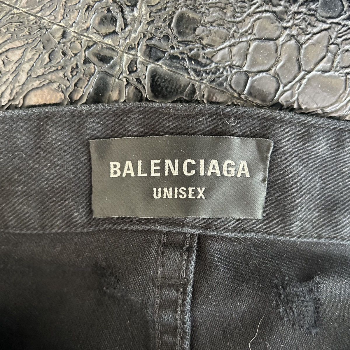 Balenciaga Balenciaga Mud Destroy Denim Size US 32 / EU 48 - 4 Thumbnail