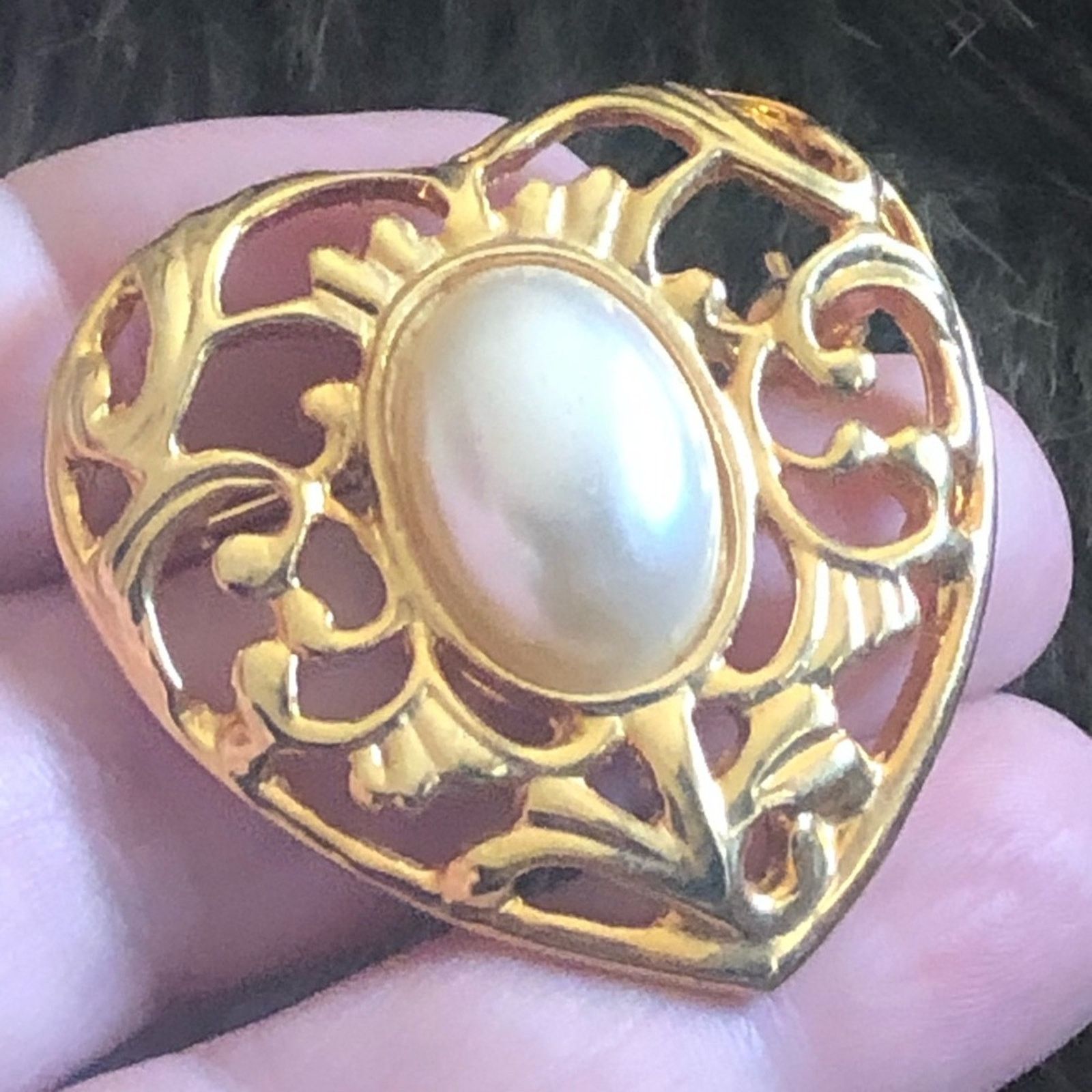 Vintage Vintage 80s filigree heart faux pearl brooch pin Size ONE SIZE - 3 Thumbnail
