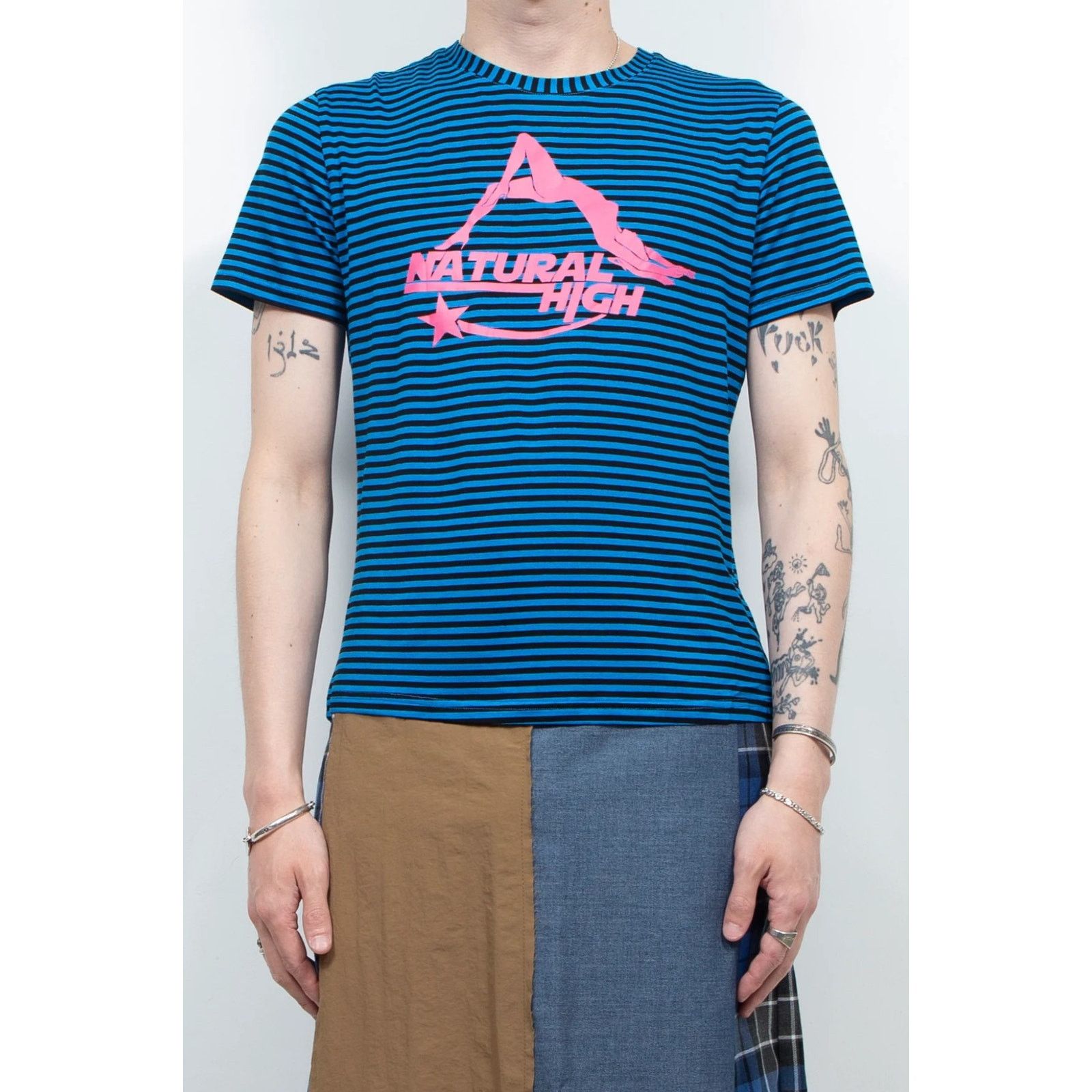 Japanese Brand Y2K Blue Striped Graphic Printed T-Shirt size Baby Tee Size US S / EU 44-46 / 1 - 1 Thumbnail