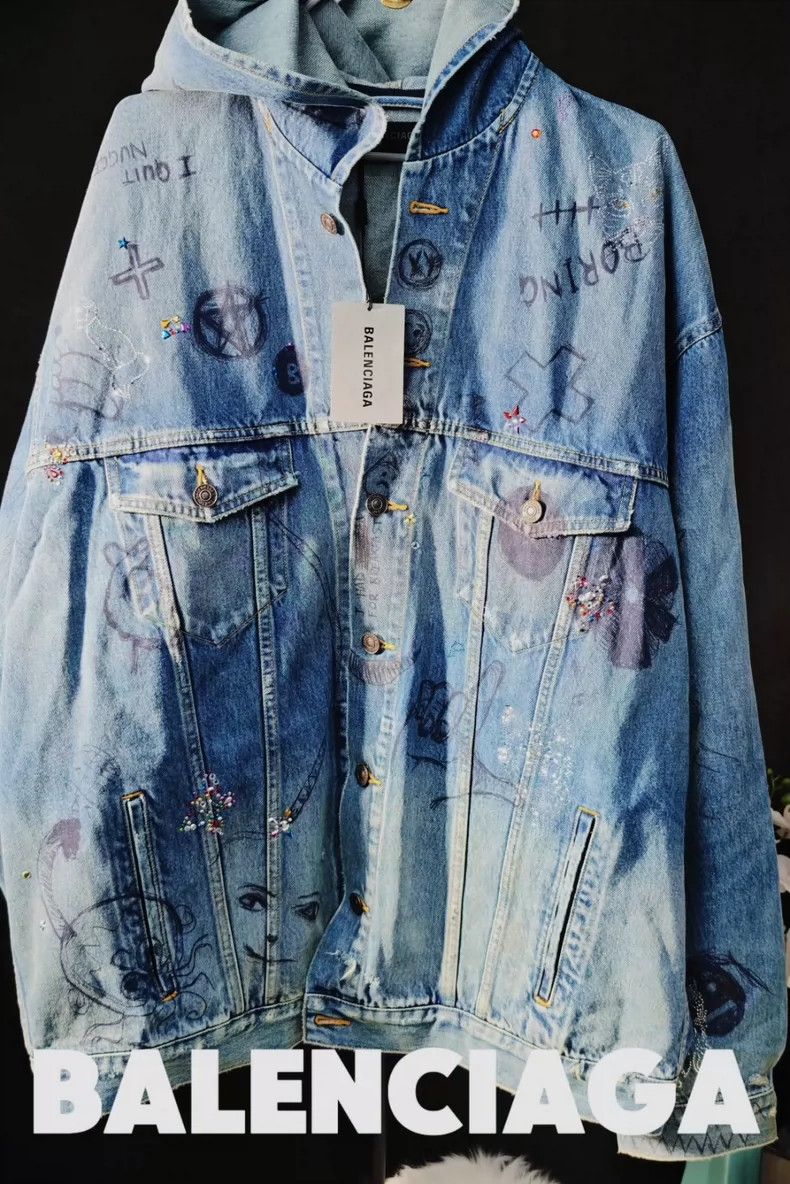 Balenciaga Balenciaga Rhinestone graffiti distressed hooded denim jac Size US M / EU 48-50 / 2 - 1 Thumbnail
