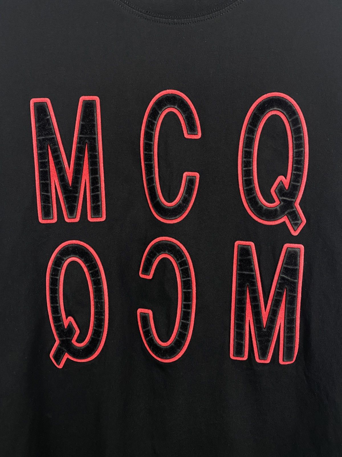 Alexander McQueen 🇮🇹 Alexander McQueen London Rare T-Shirt Retro Hype Y2K Size US S / EU 44-46 / 1 - 4 Thumbnail
