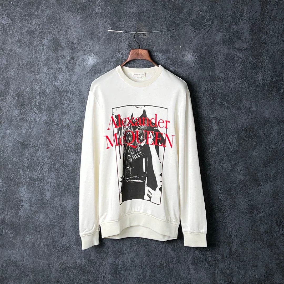 Alexander McQueen Alexander McQueen Printed White Hoodie l Men Size US L / EU 52-54 / 3 - 1 Thumbnail