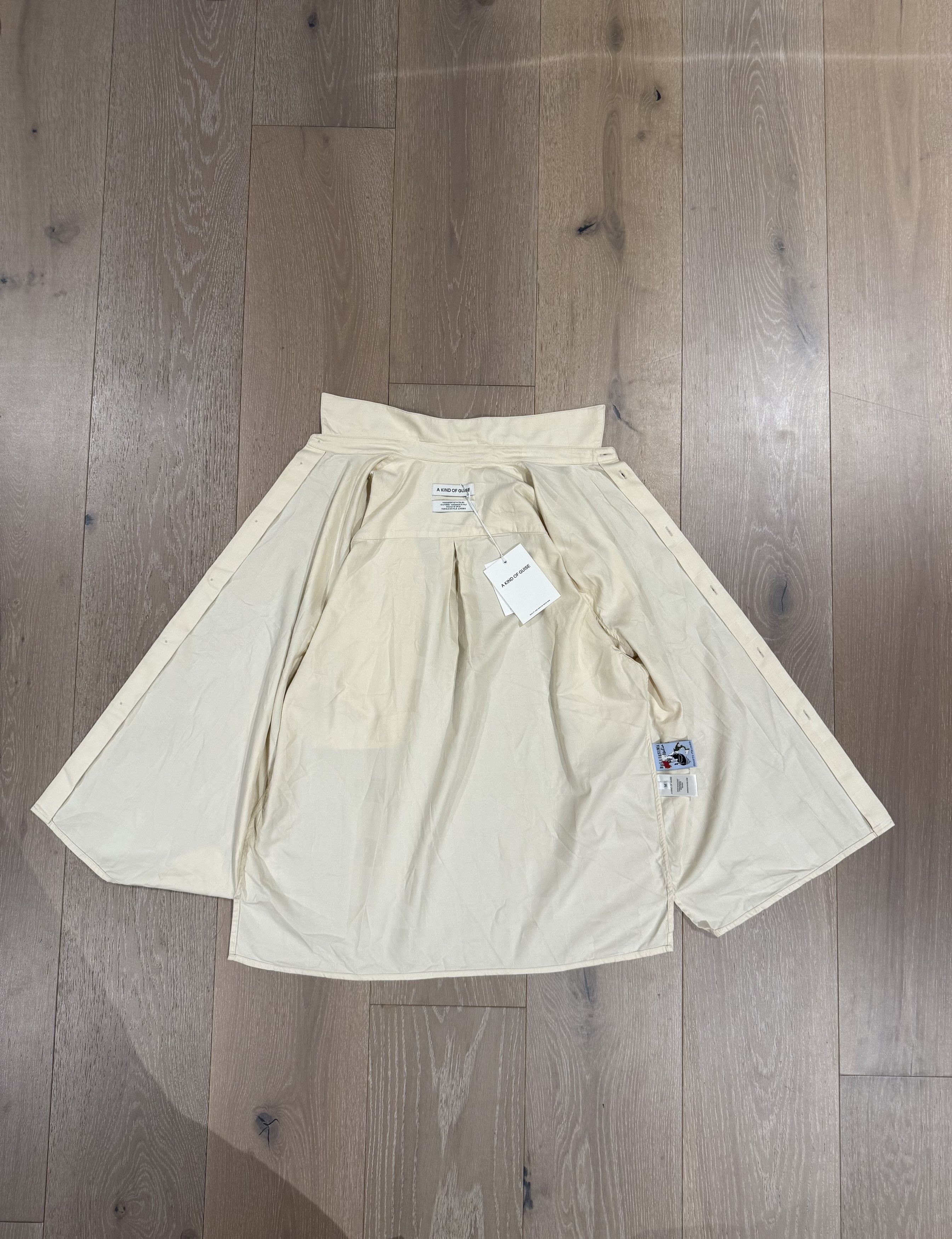 A Kind Of Guise 💚 SS24 A Kind Of Guise Elio Shirt Cubed Ivory Medium NEW Size US M / EU 48-50 / 2 - 13 Thumbnail