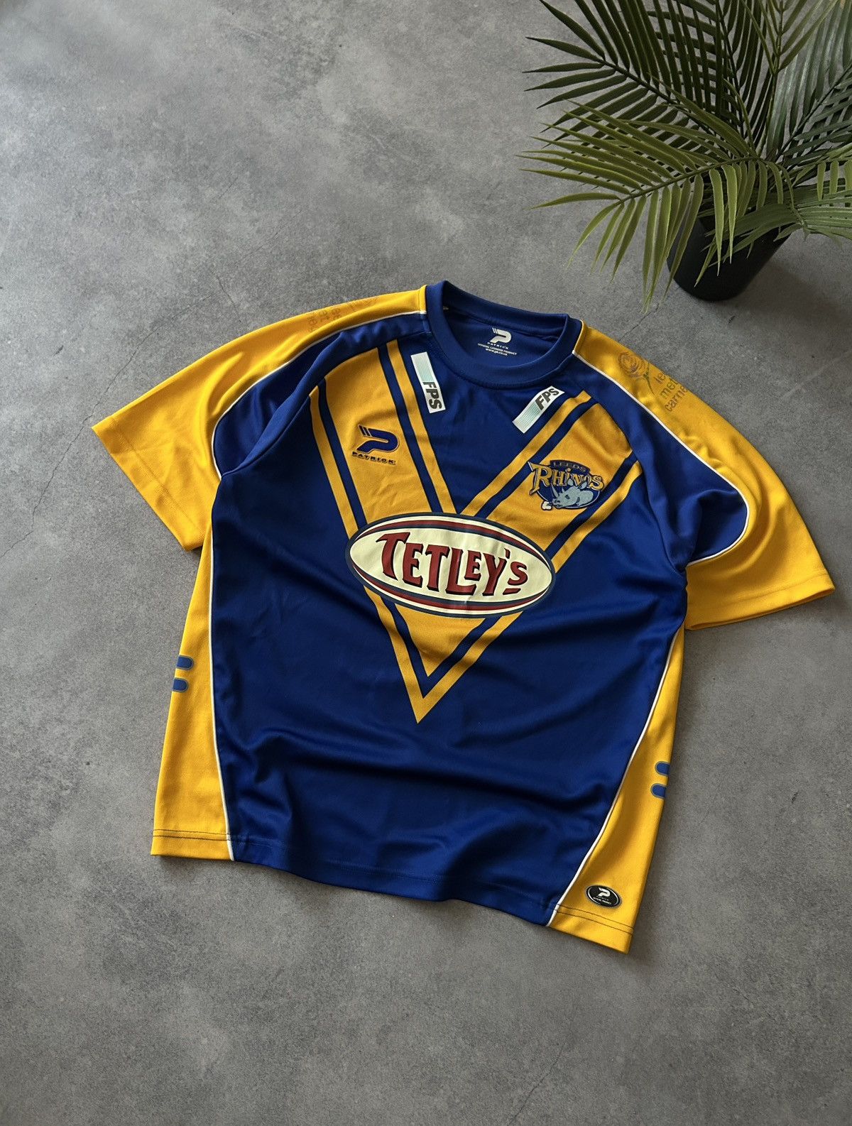 Rugby Ralph Lauren Vintage Patric x Rhinos Tetley’s rugby jersey mens Size US L / EU 52-54 / 3 - 1 Thumbnail