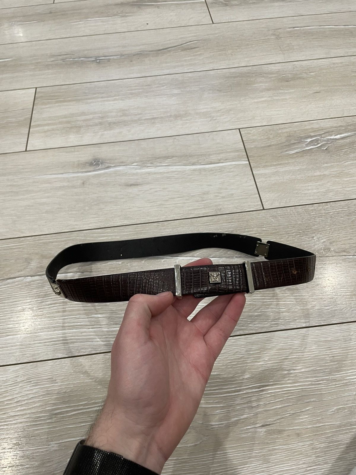 Versace GIANNI VERSACE Leather Silver MEDUSA Small Women's Belt-30 Size ONE SIZE - 1 Thumbnail