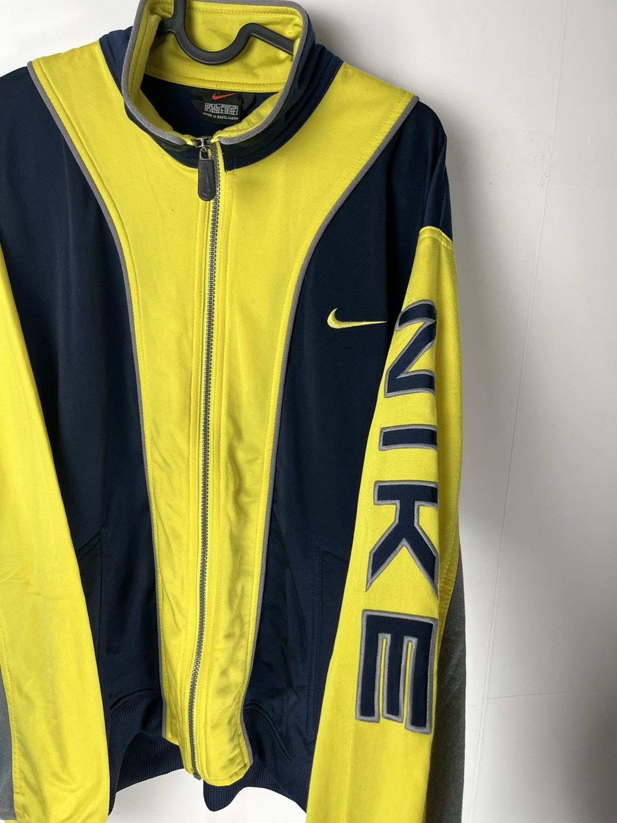 Nike × Vintage Vintage Sport big logo Nike windbreaker in yellow, blue,gray Size US M / EU 48-50 / 2 - 4 Thumbnail