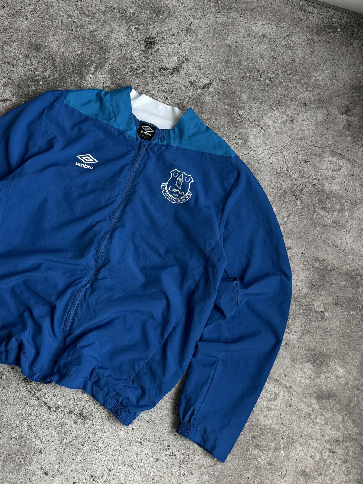 Umbro × Vintage Vintage Umbro Everton nylon jacket Size US XL / EU 56 / 4 - 3 Thumbnail