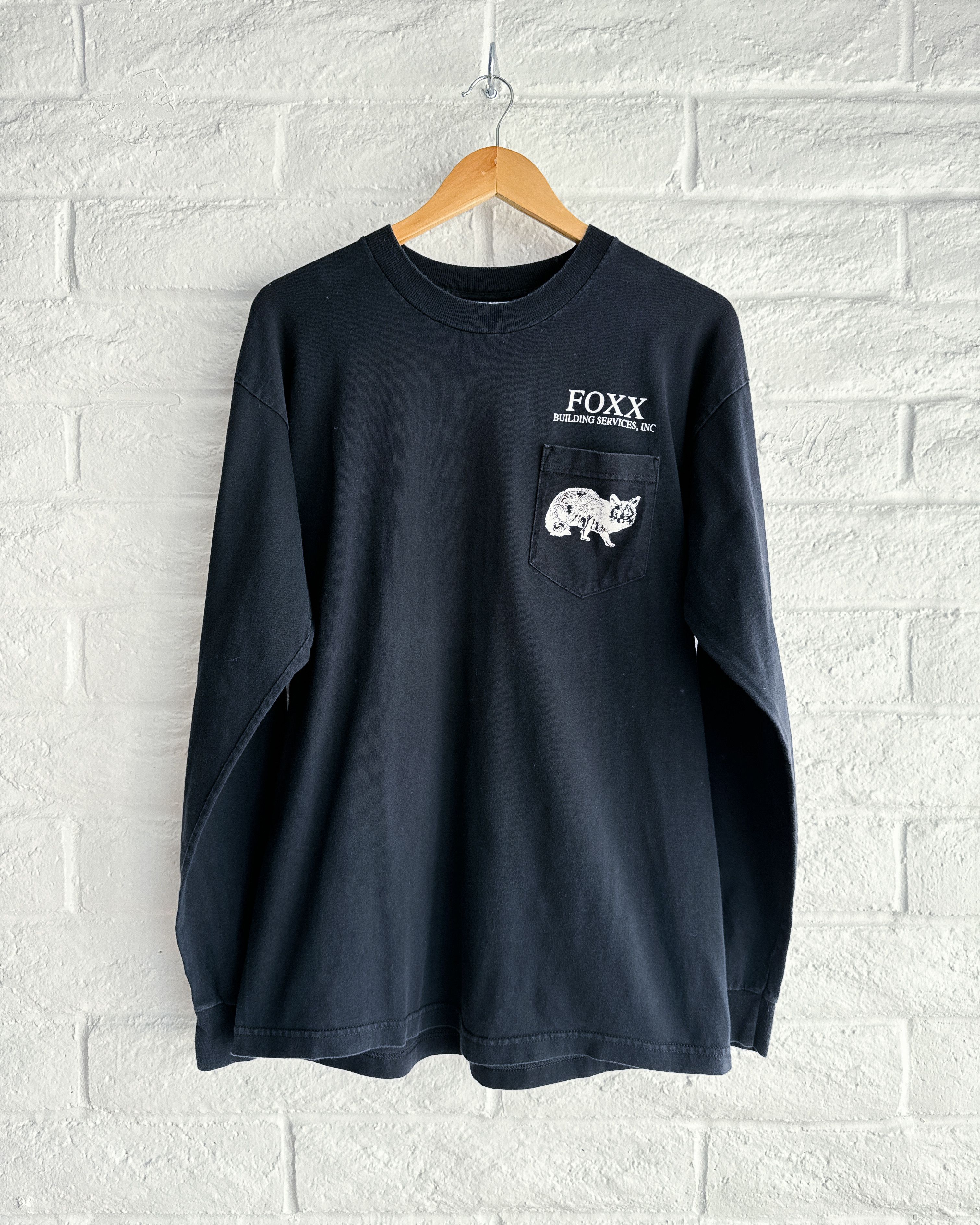 Vintage Vintage 2000s Foxx Building Services Workers T Shirt Men's L Size US L / EU 52-54 / 3 - 1 Thumbnail