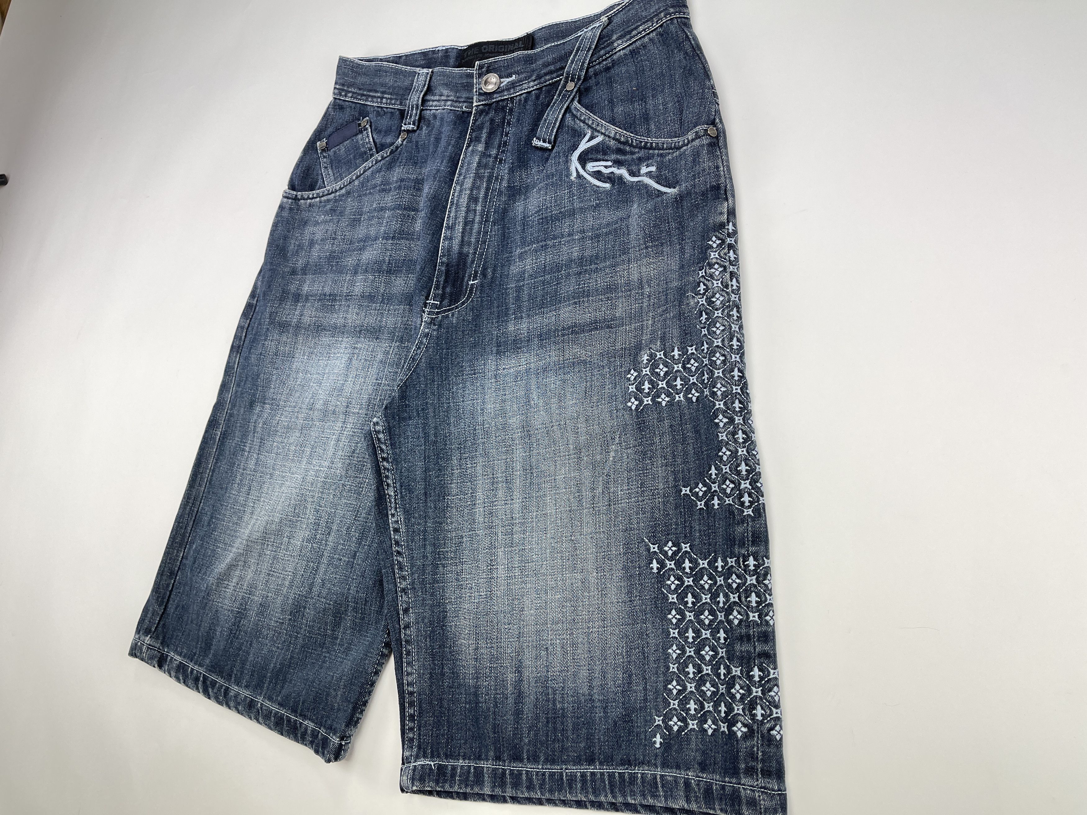 Karl Kani KARL KANI shorts, vintage hip hop baggy jeans, 90s size W 30 Size US 30 / EU 46 - 9 Thumbnail