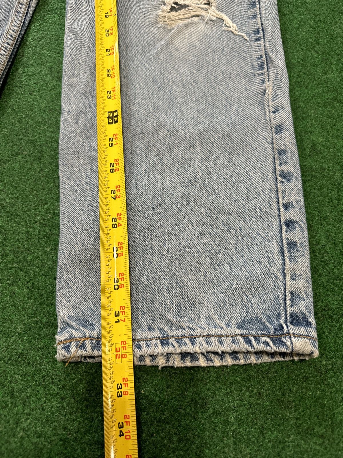 Levi's × Levi's Vintage Clothing × Vintage Vintage 90s Levi’s 550 Orange Tab Distressed Relaxed Jeans Size US 33 - 8 Thumbnail