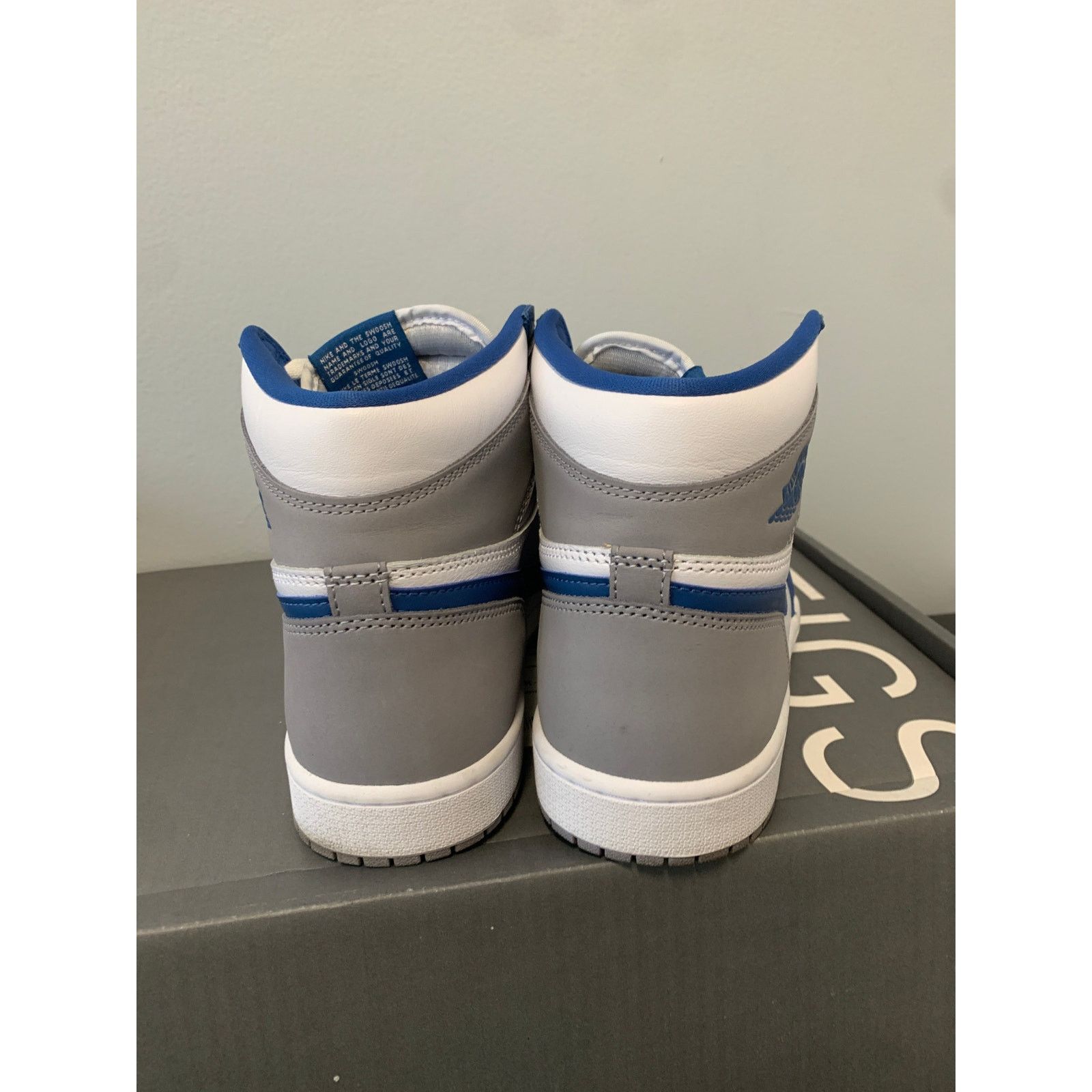 Nike Nike Air Jordan 1 Retro High OG True Blue Size 11 Used Size US 11 / EU 44 - 3 Thumbnail