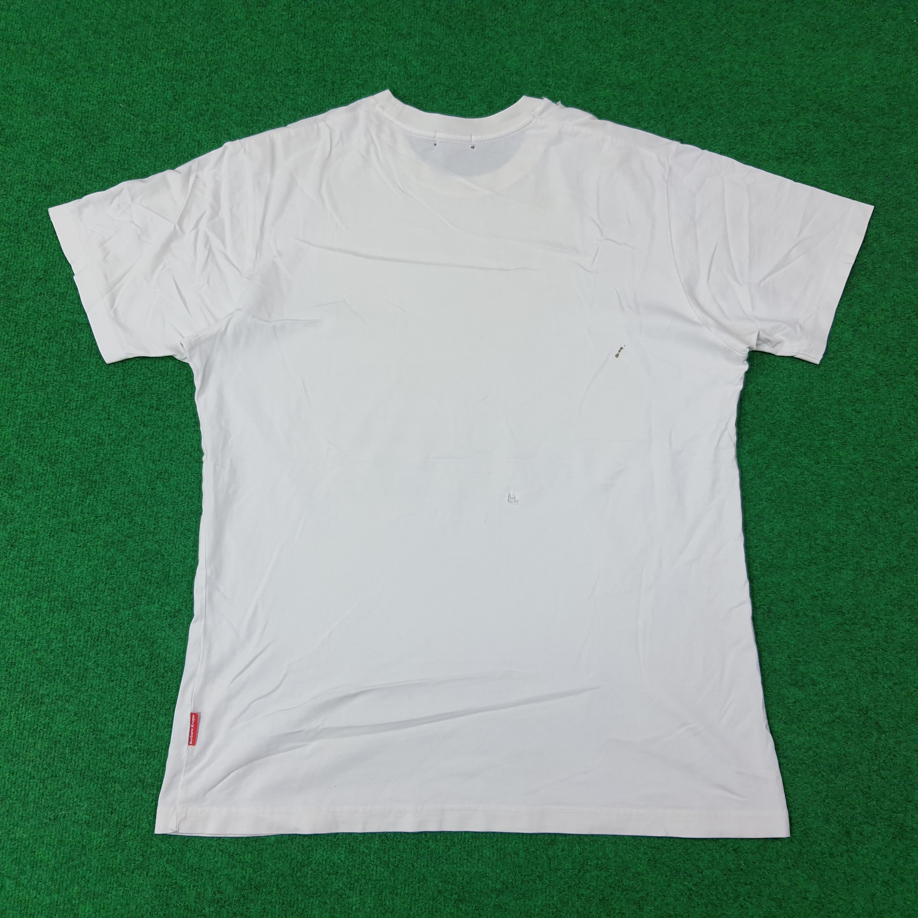 Barbara Kruger Vintage Barbara Kruger Streetwear Tshirt C267N17 Size US XL / EU 56 / 4 - 3 Thumbnail