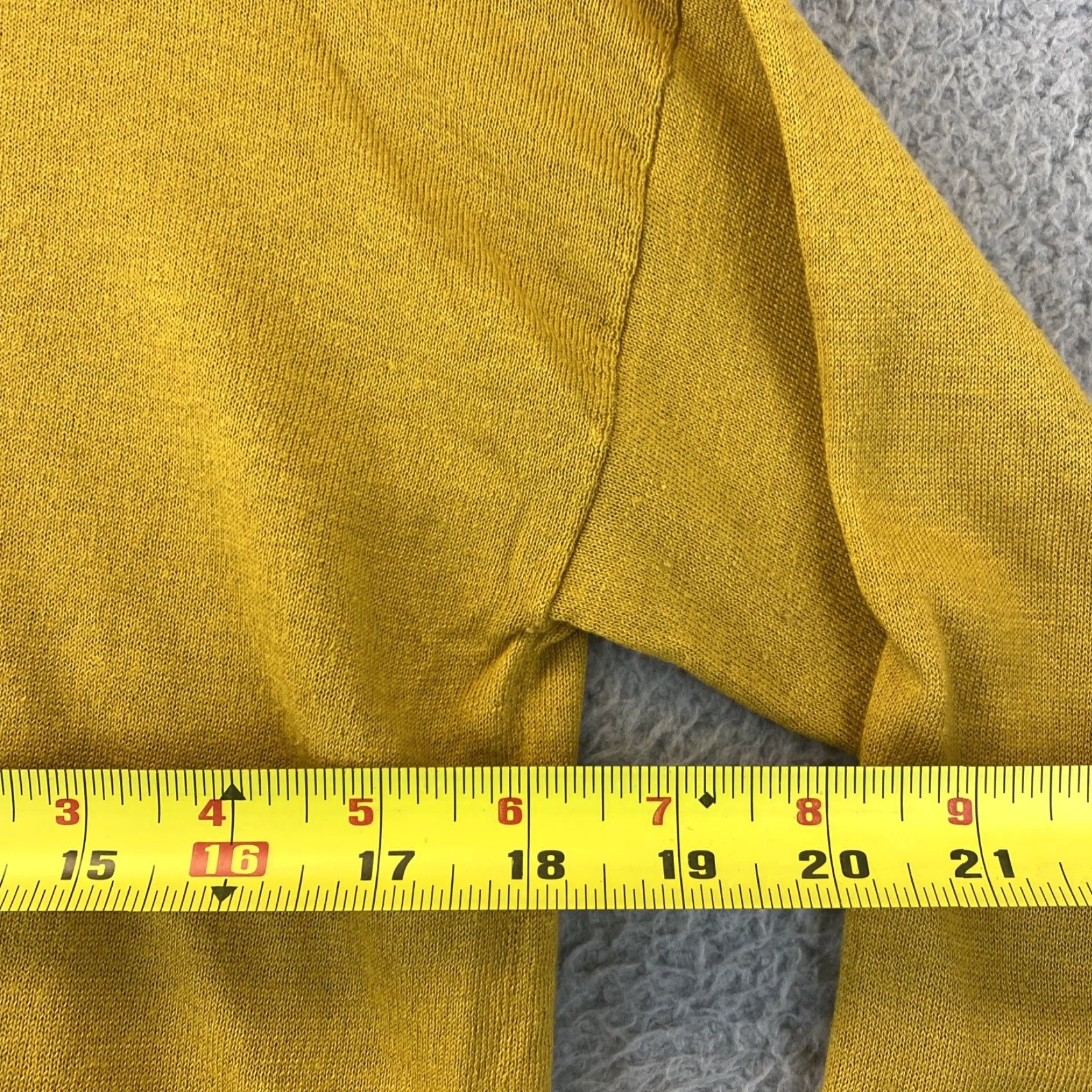 Ann Taylor Ann Taylor Loft Loft Size S Olive Button Down Long Sleeve Women's Light Sweater 72-9 / Velvet?ن Size S / US 4 / IT 40 - 4 Thumbnail