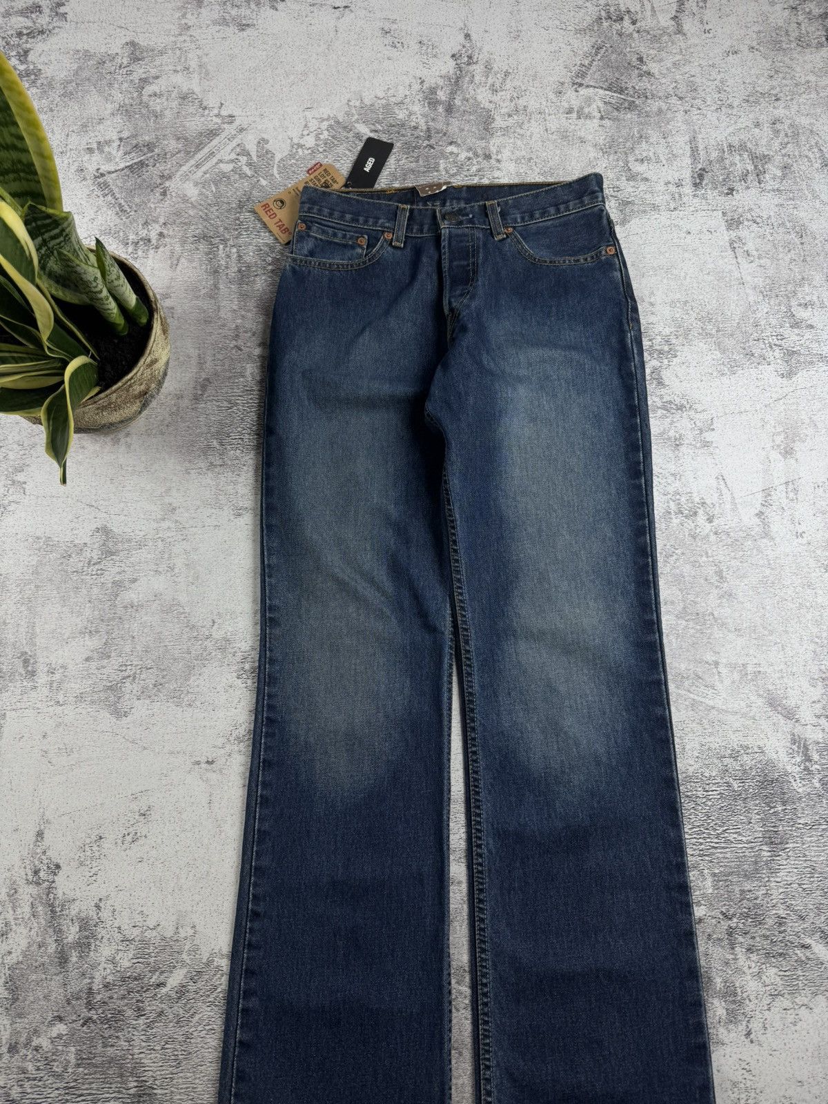 Levi's Levi’s 575 NEW W28 L32 Standard Fit Red Tab Blue Button Fly Denim Jeans Trousers Size 28" / US 6 / IT 42 - 14 Thumbnail