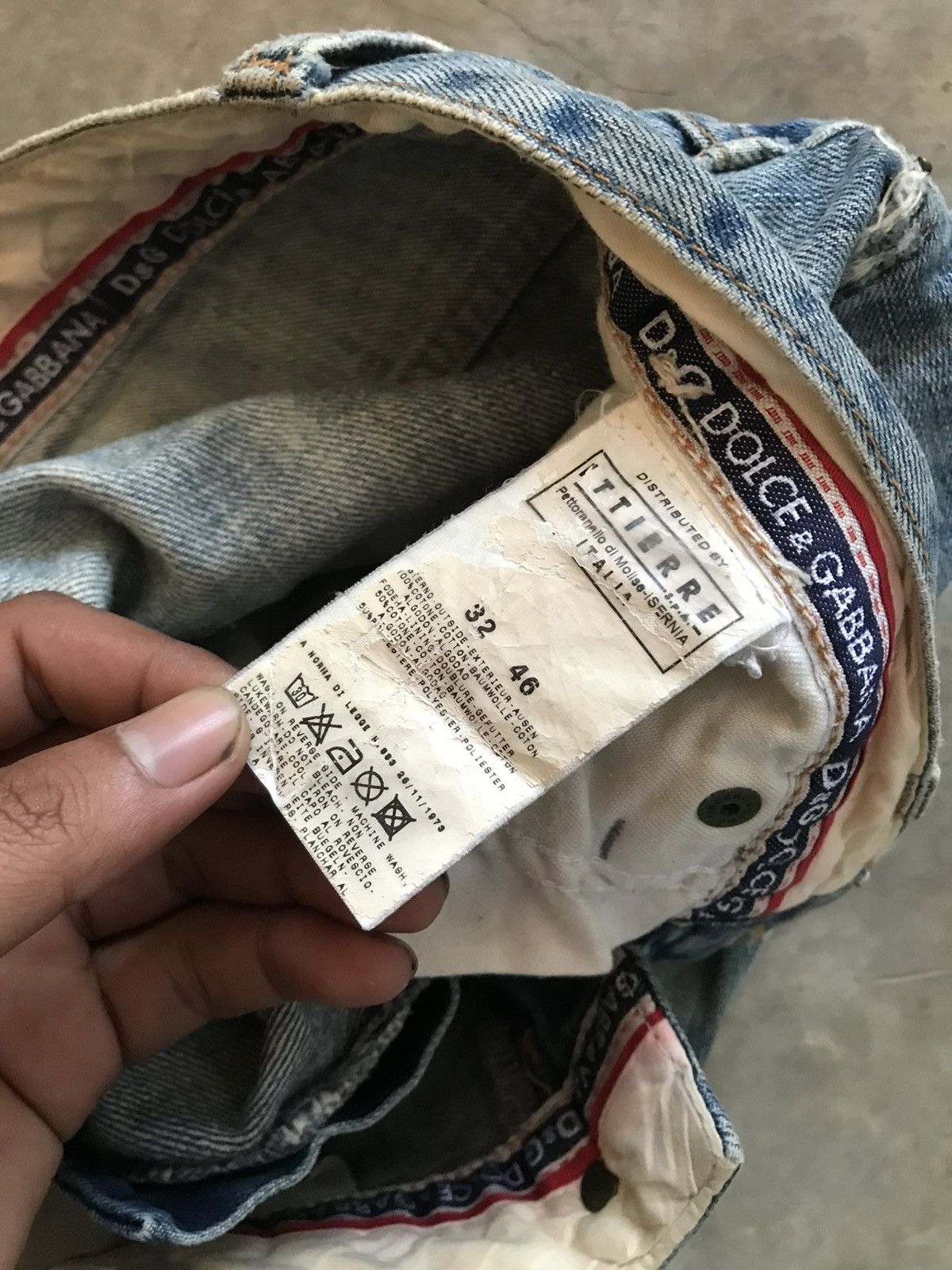 Dolce & Gabbana Vintage Dolce & Gabanna Distress Denim Size US 32 / EU 48 - 10 Thumbnail