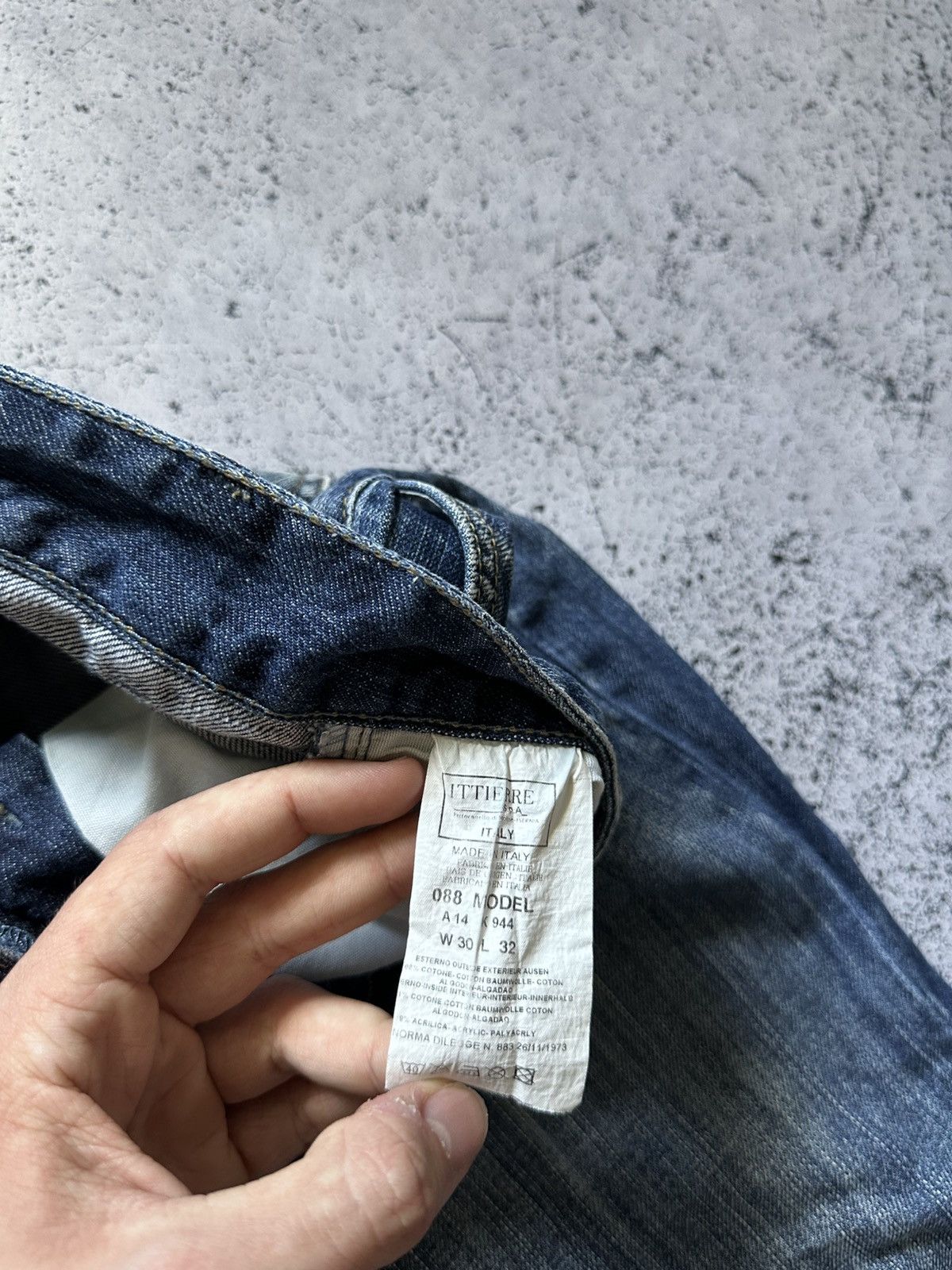 Dolce & Gabbana Vintage Dolce & Gabbana Metal Logo Washed Denim Jeans Y2K USA Size US 32 / EU 48 - 8 Thumbnail
