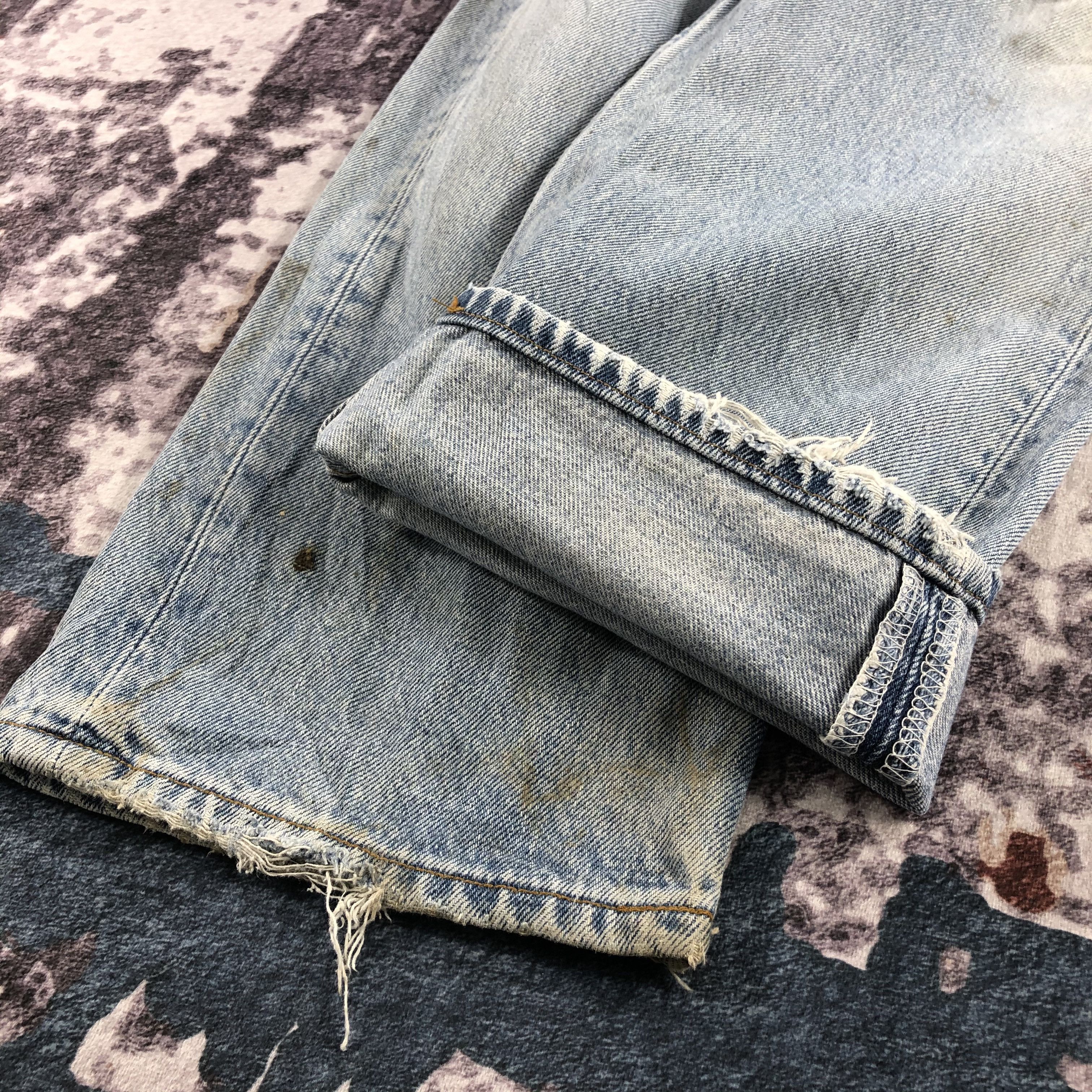 Levi's 90s Vintage Light Wash Levis 501 Jeans-JM2188 Size US 31 - 11 Thumbnail