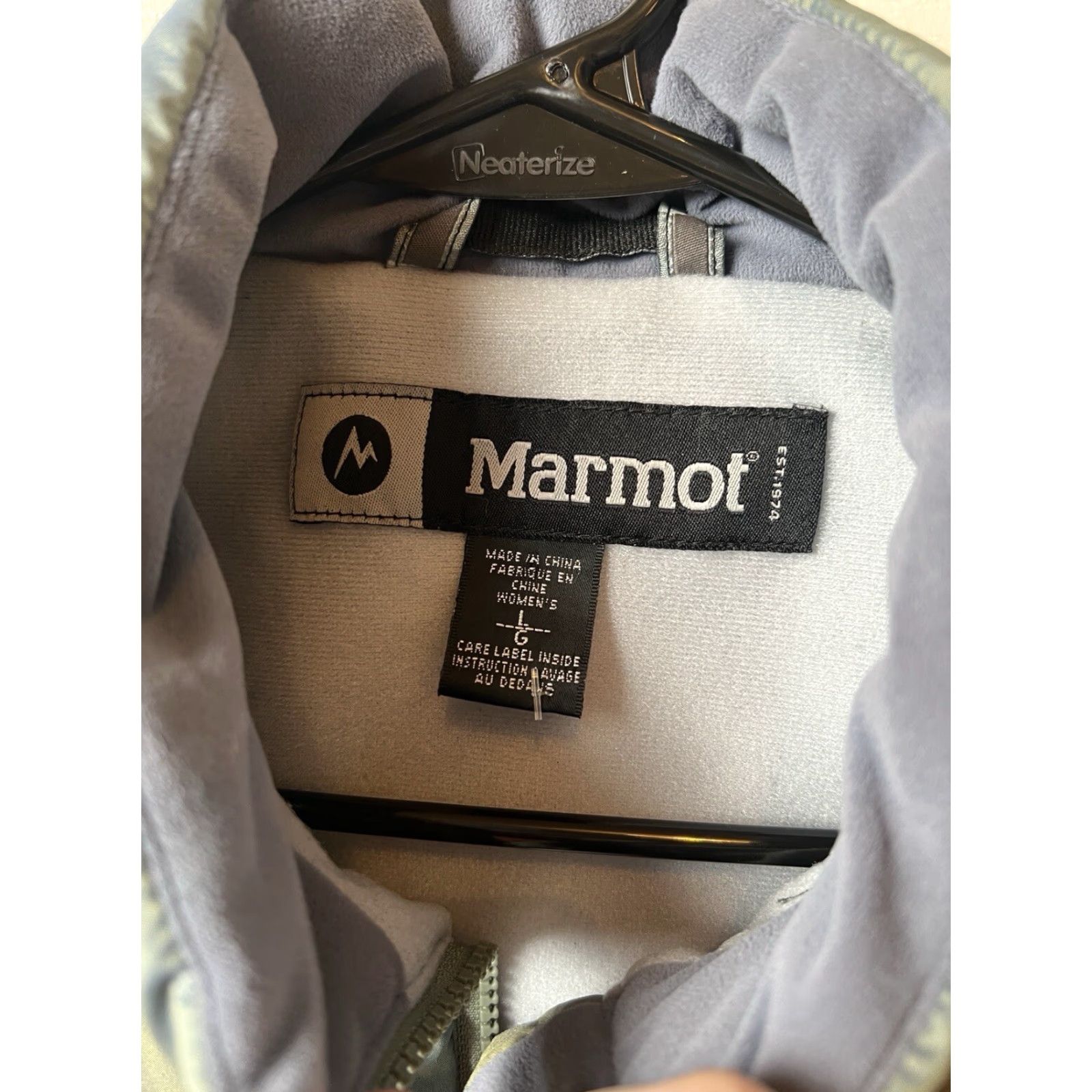 Marmot VINTAGE Marmot Vest Women Large Satin Green Kitzbuhel Full Zip Diamond Quilted Puffer Size L / US 10 / IT 46 - 5 Thumbnail