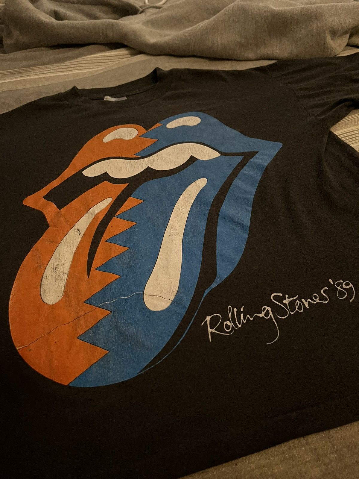 Band Tees Vintage Rolling Stones 1989 Tour T-Shirt Size US M / EU 48-50 / 2 - 2 Thumbnail