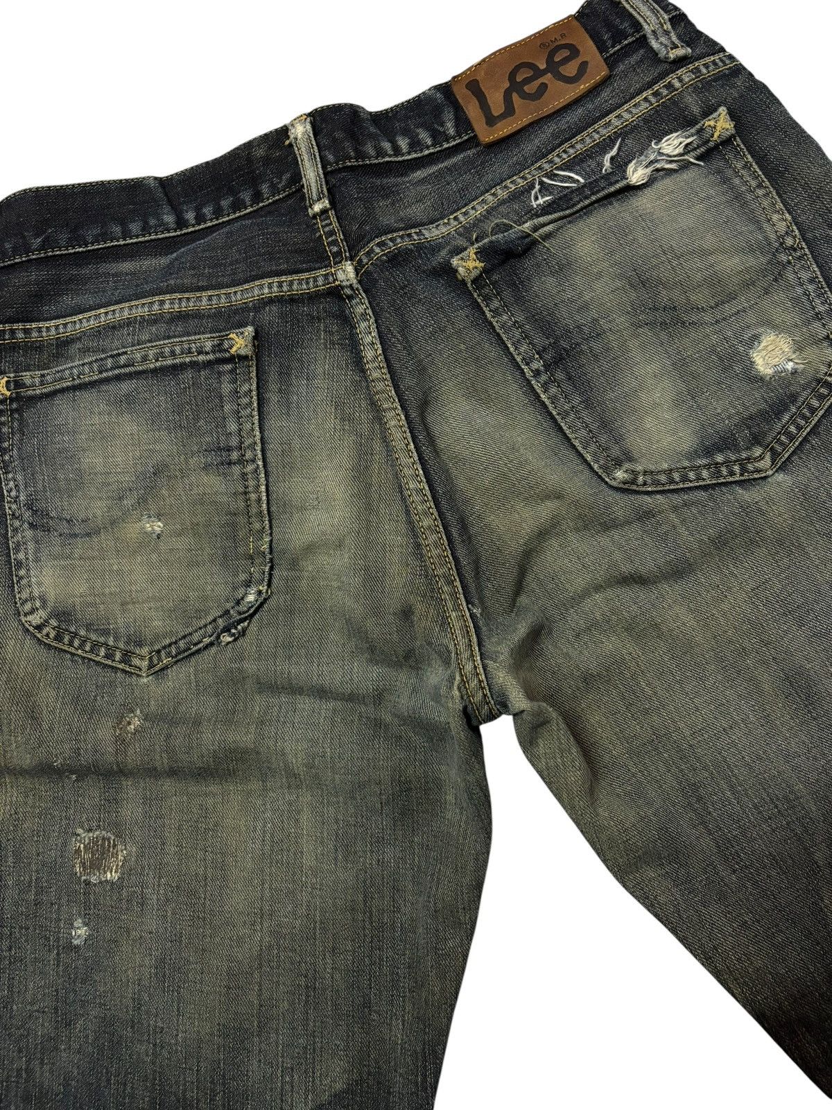 Lee Vtg Lee Japan Faded Mud Wash Distressed Jeans Size US 30 / EU 46 - 8 Thumbnail