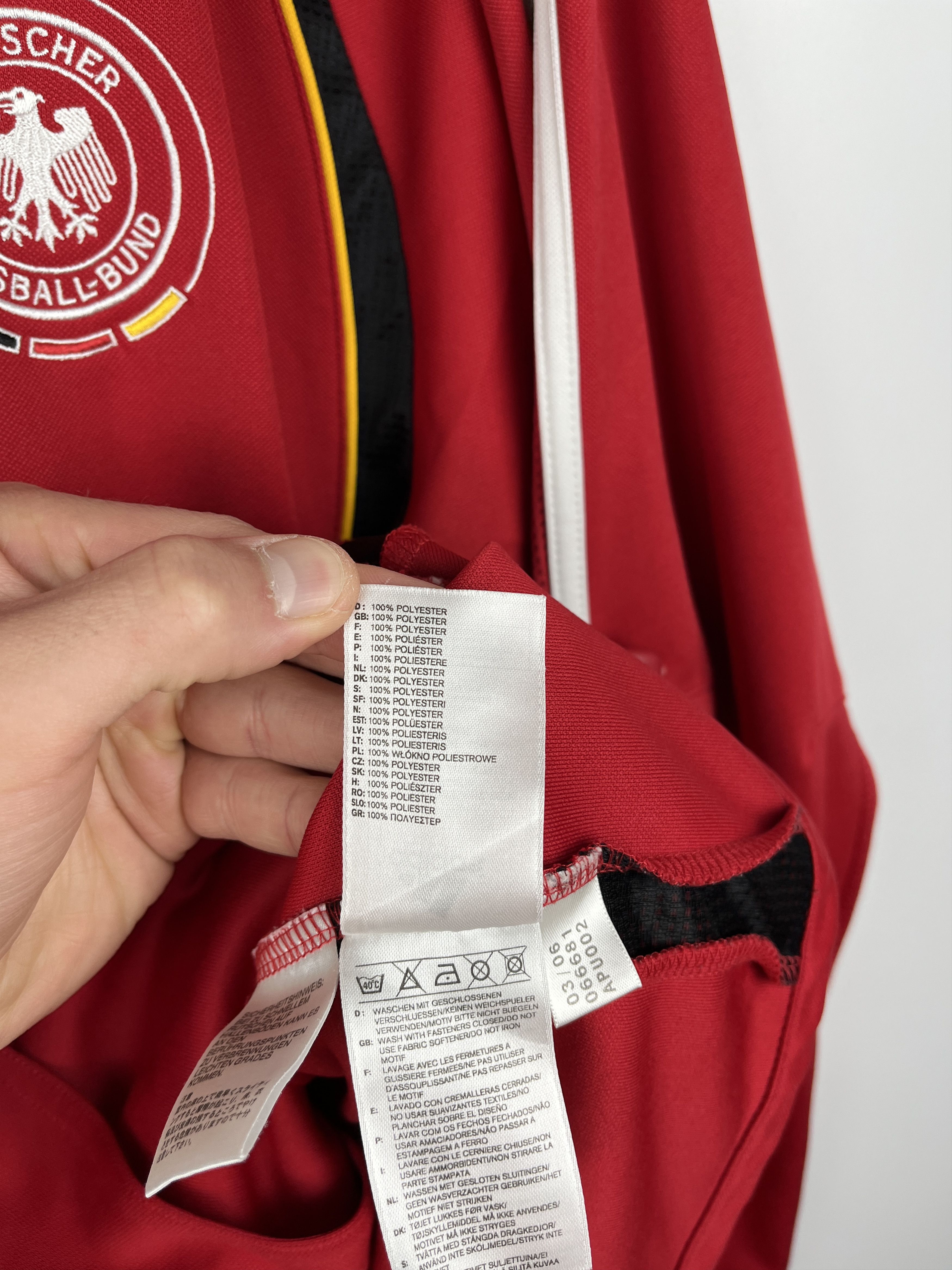 Adidas Adidas Germany 2006 World Cup Vintage Track Jacket Size US M / EU 48-50 / 2 - 17 Thumbnail