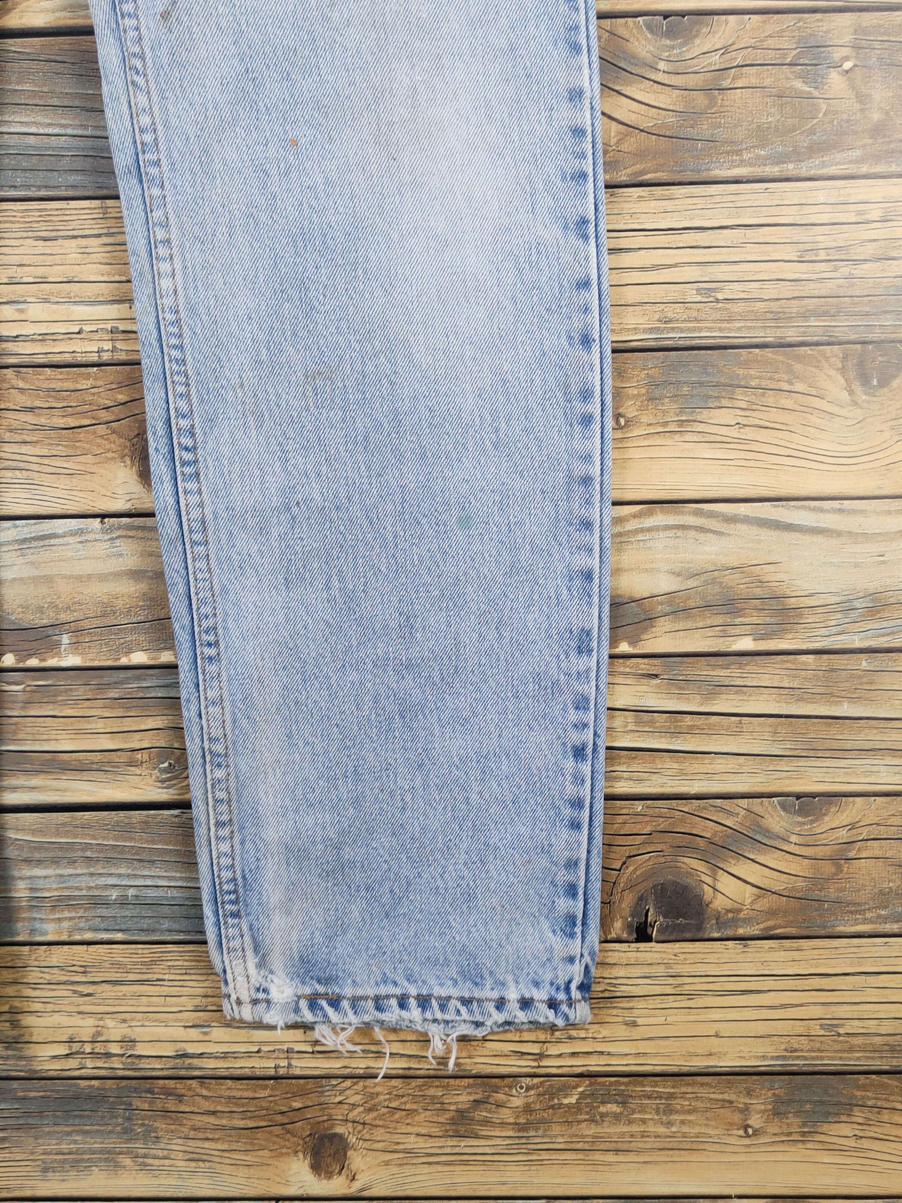 Levi's 505 Levi's Light Blue Distressed Ripped Jeans #W1572 Size US 34 / EU 50 - 7 Thumbnail
