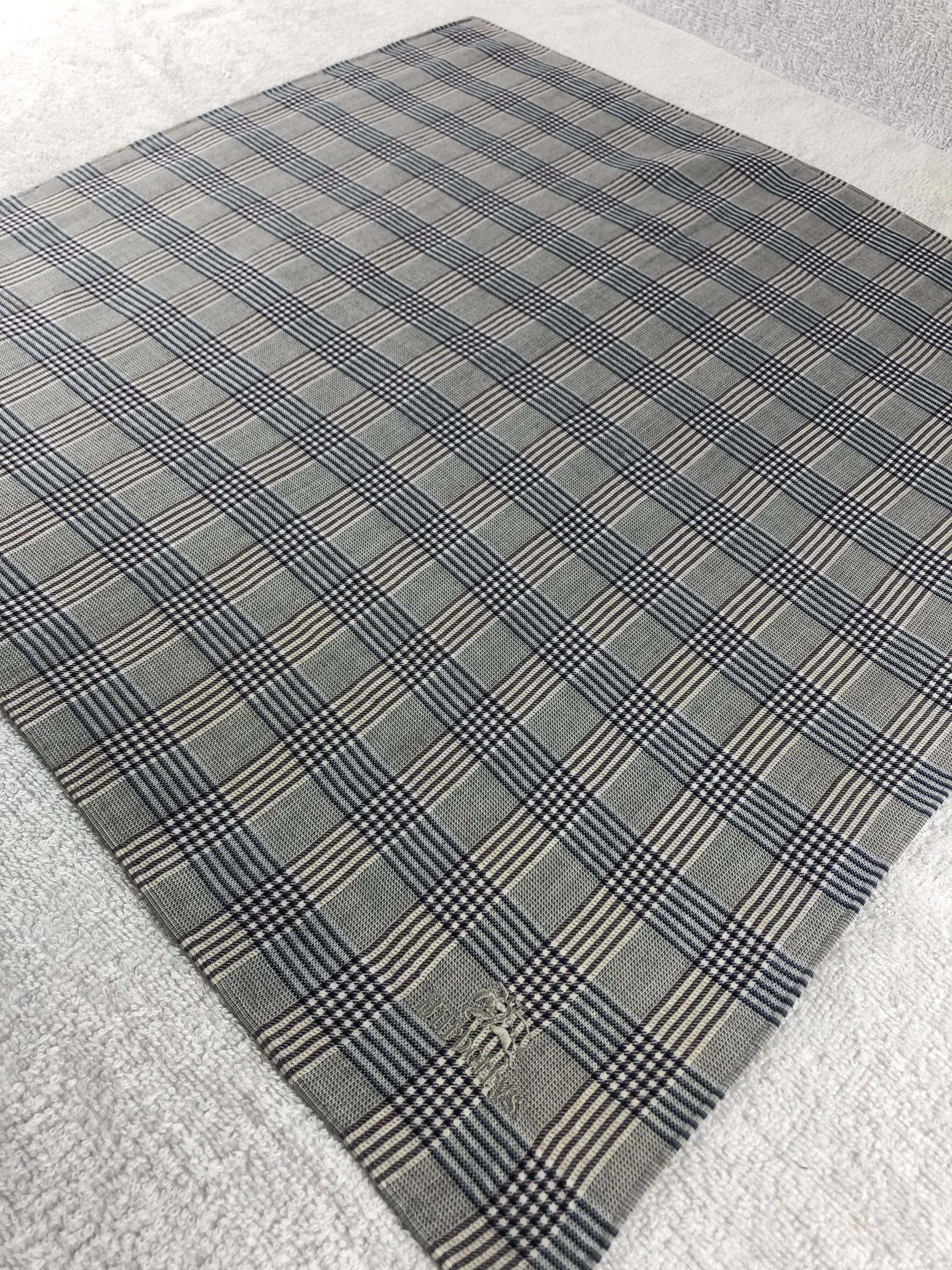 Burberry Burberrys Handkerchief / Bandana / Neckerchief Size ONE SIZE - 4 Thumbnail