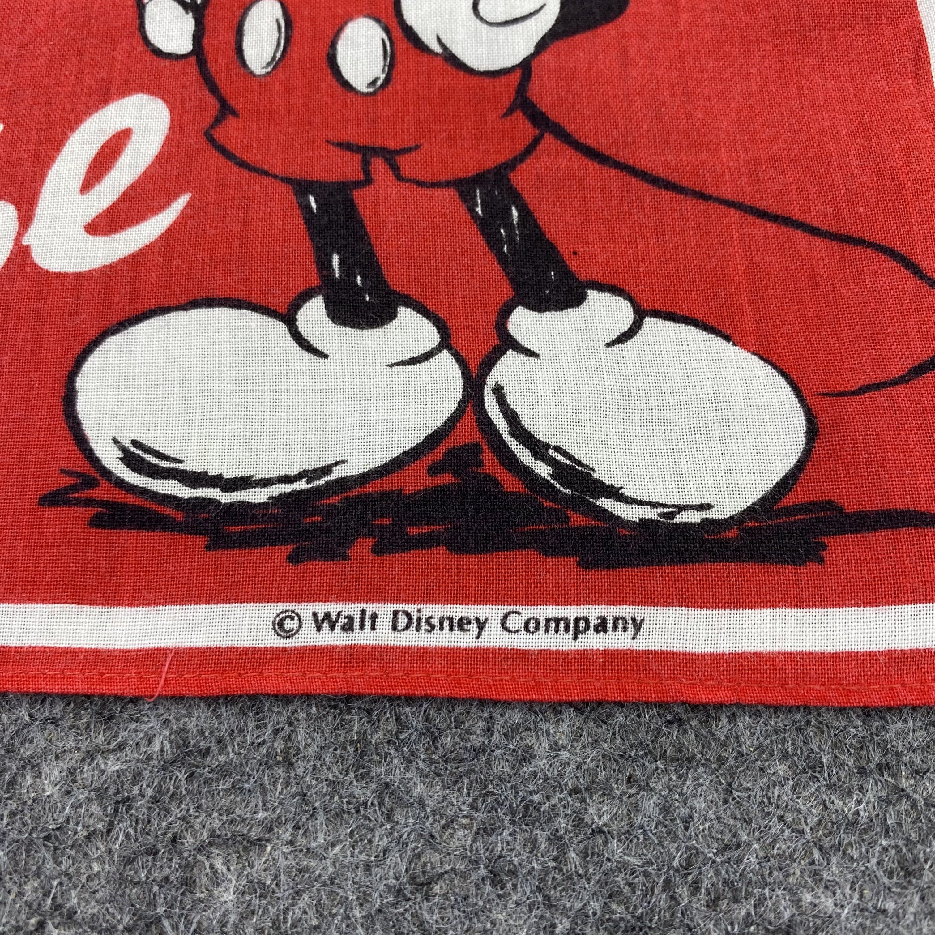 Anime Tokyo Disneyland Handkerchief Cartoon Mickey mouse-B1416 Size ONE SIZE - 7 Thumbnail