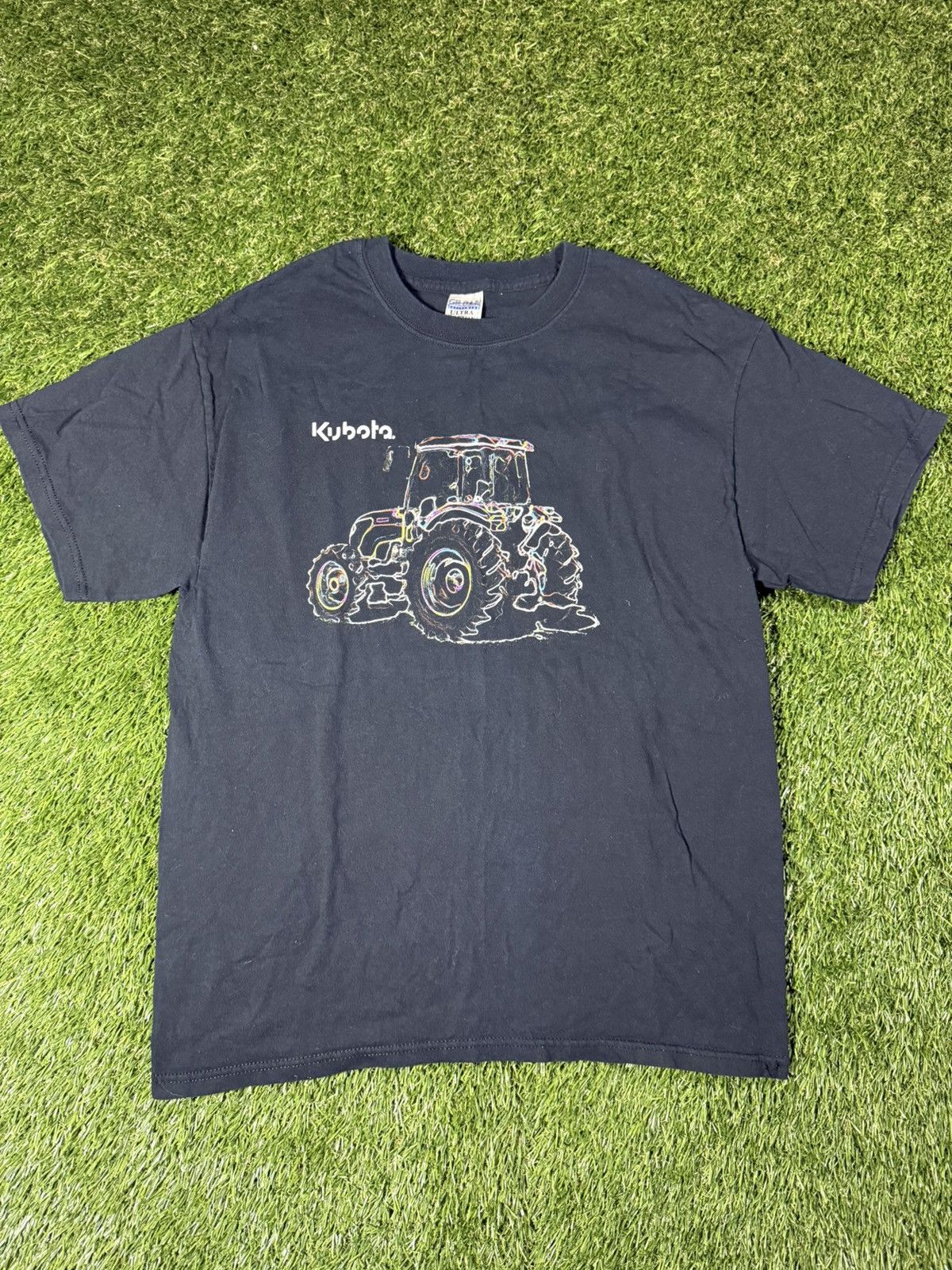 Vintage Vintage 90s Faded Tractor Fractal Vibrant Essential Fall Tee Size US L / EU 52-54 / 3 - 1 Thumbnail