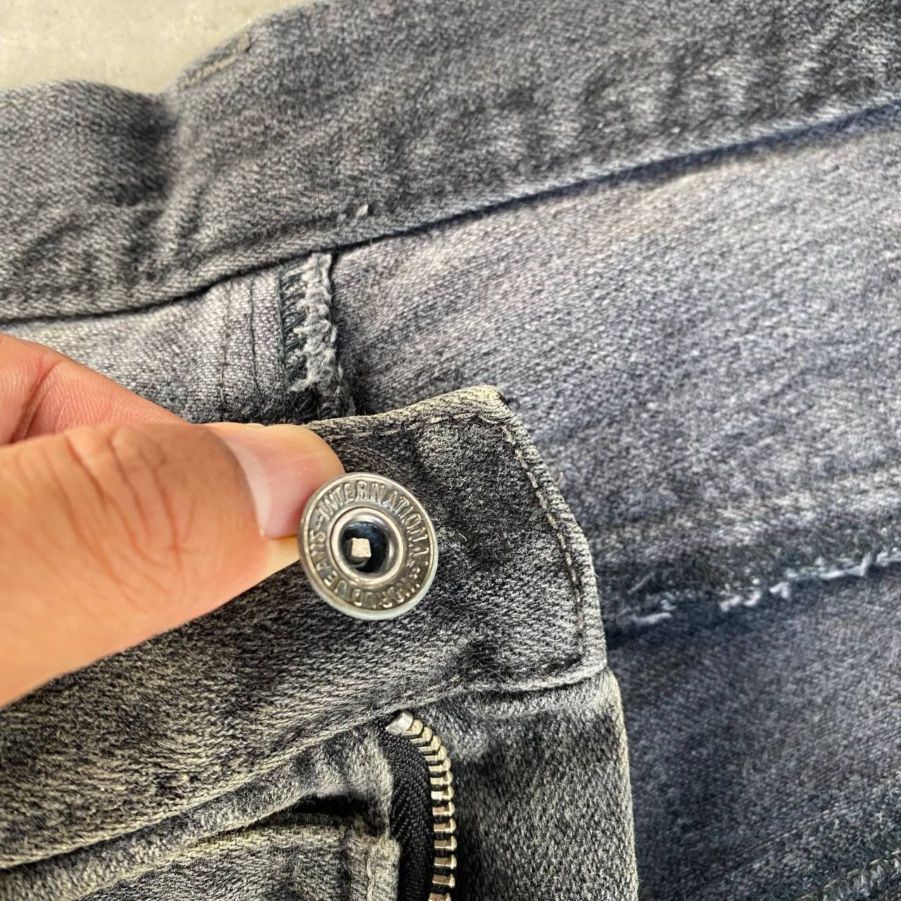 Japanese Brand VINTAGE DOUBLEWAIST PUNK WORDING SHORT ANKLE CUT DIRTY Size US 32 / EU 48 - 4 Thumbnail