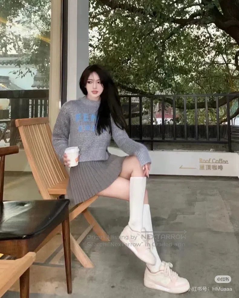 Fendi Fendi Gray Logo Sweater Size XS / US 0-2 / IT 36-38 - 5 Thumbnail