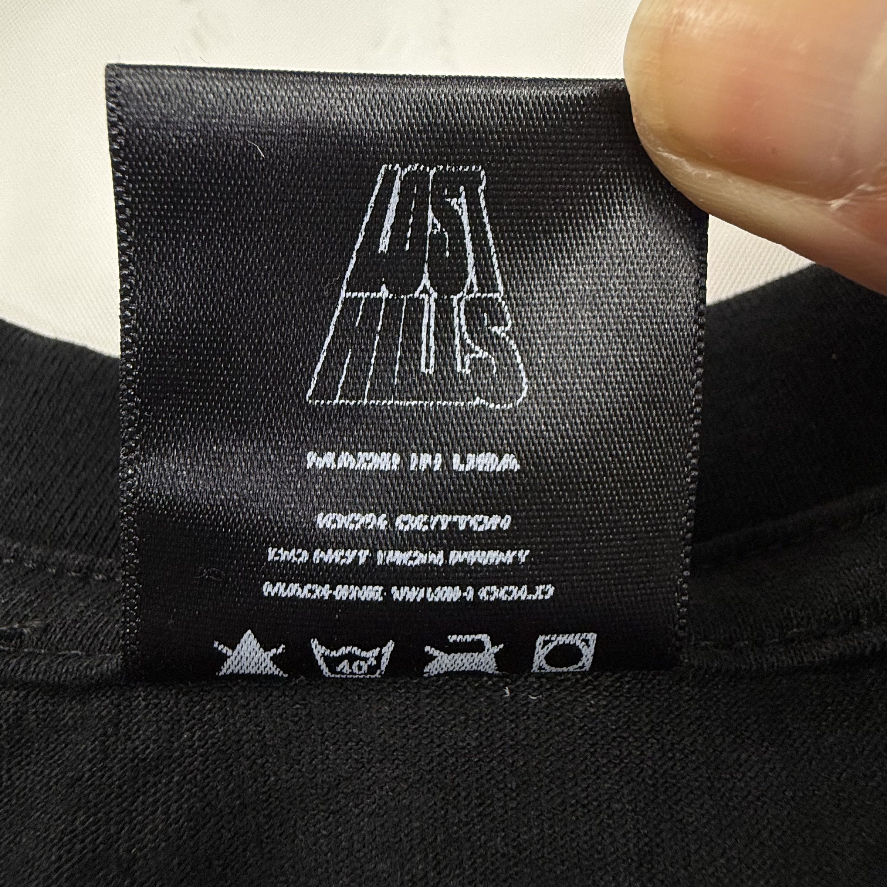 Lost hills Lost Hills Graphic Double Sleeve Layered T-Shirt Size US L / EU 52-54 / 3 - 3 Thumbnail