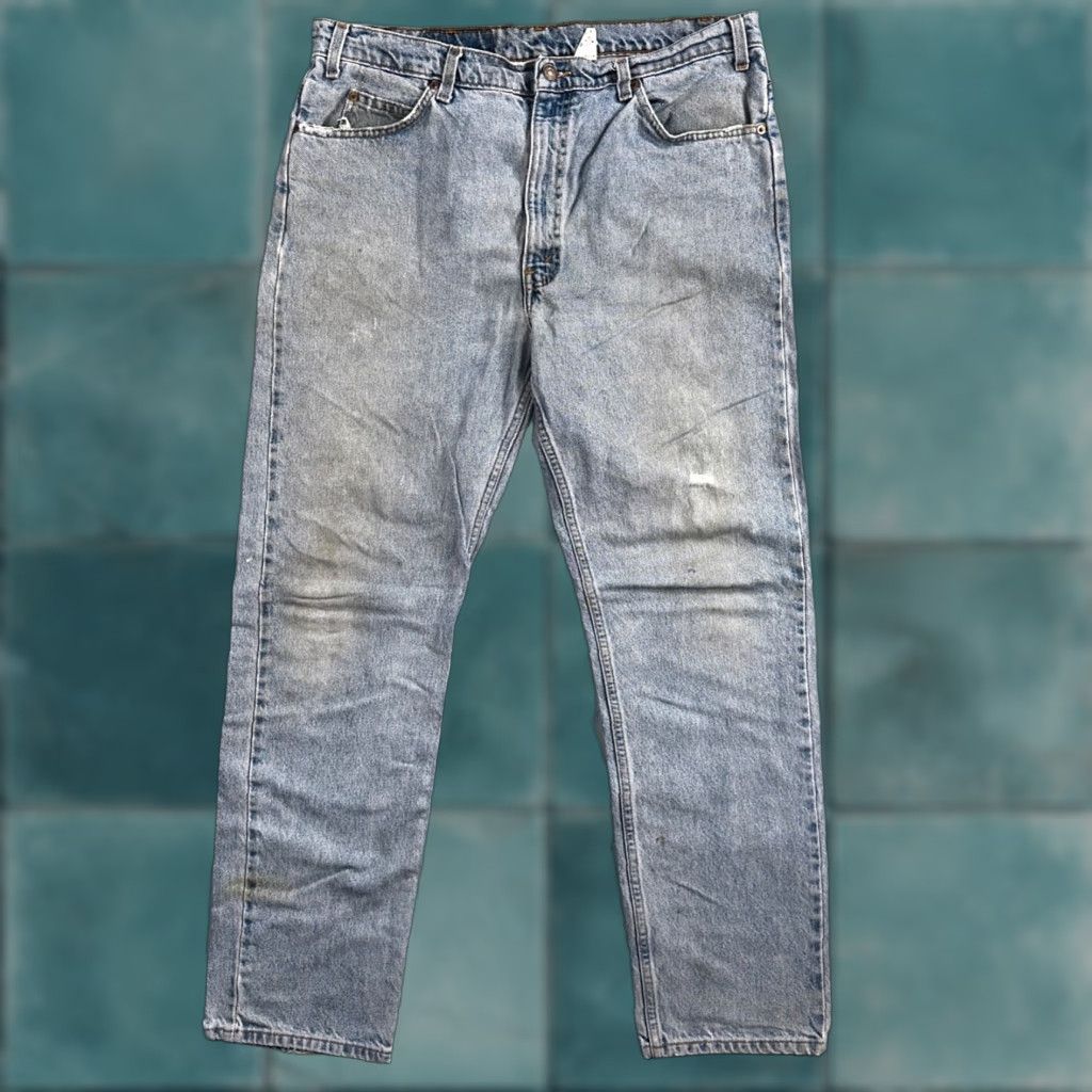 Levi's VINTAGE Levi's 505 Jeans Main Selling Point Levi's 505 Denim Jeans Men 38x32 Blue Light Wash 90s Orange Tab 36x30 True Fit Straight 505 Theme: 90s Size US 38 / EU 54 - 1 Thumbnail