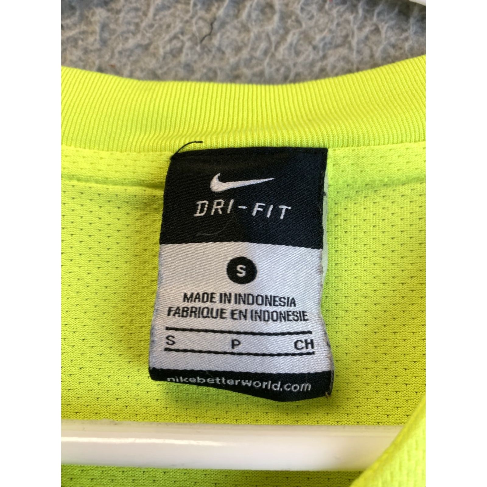 Nike Nike Dri-Fit Soccer Football Jersey Mens S Yellow Neon T-Shirt Size US S / EU 44-46 / 1 - 5 Thumbnail