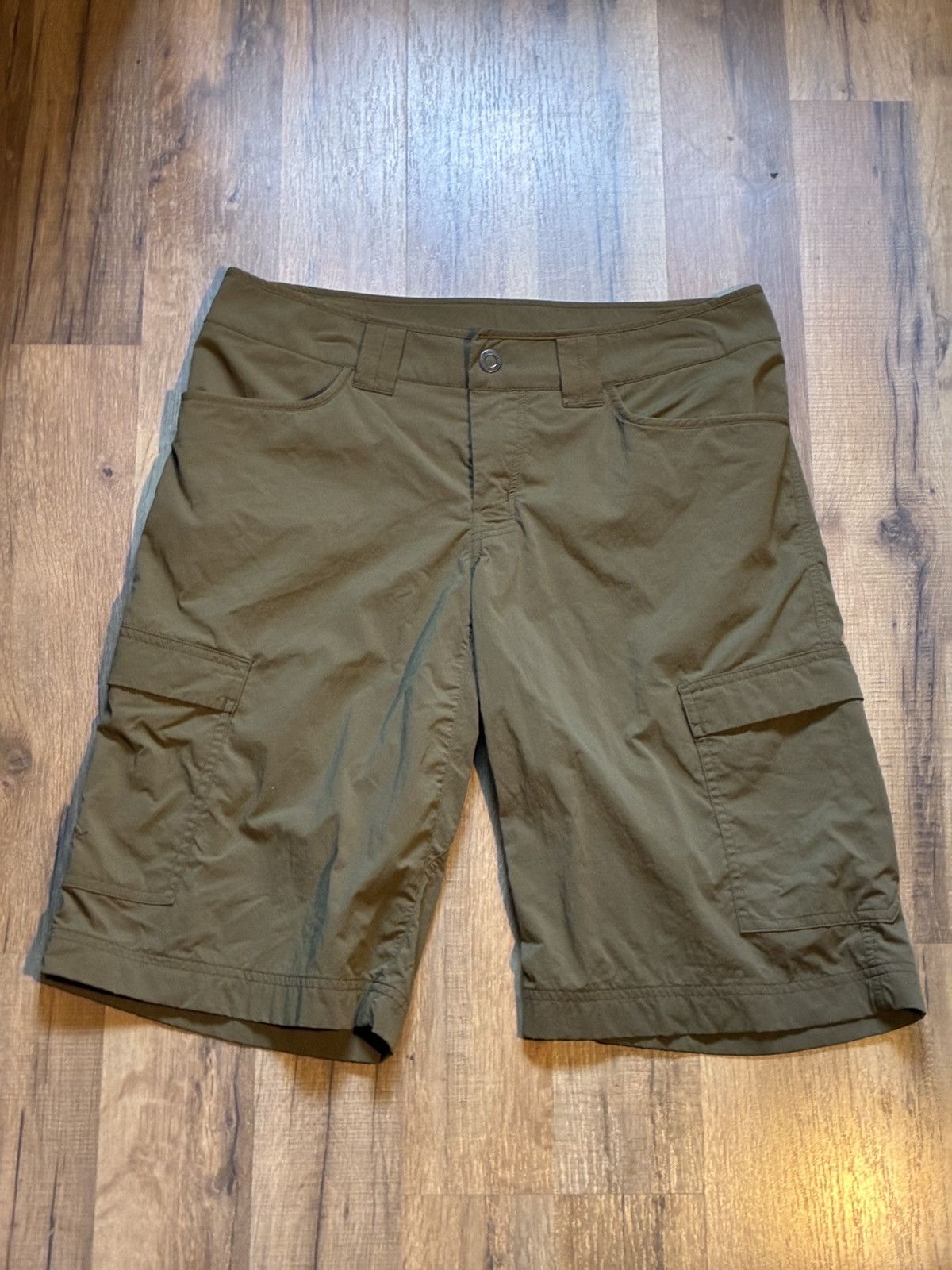 Arc'teryx Acteryx hiking shorts Size US 32 / EU 48 - 1 Thumbnail
