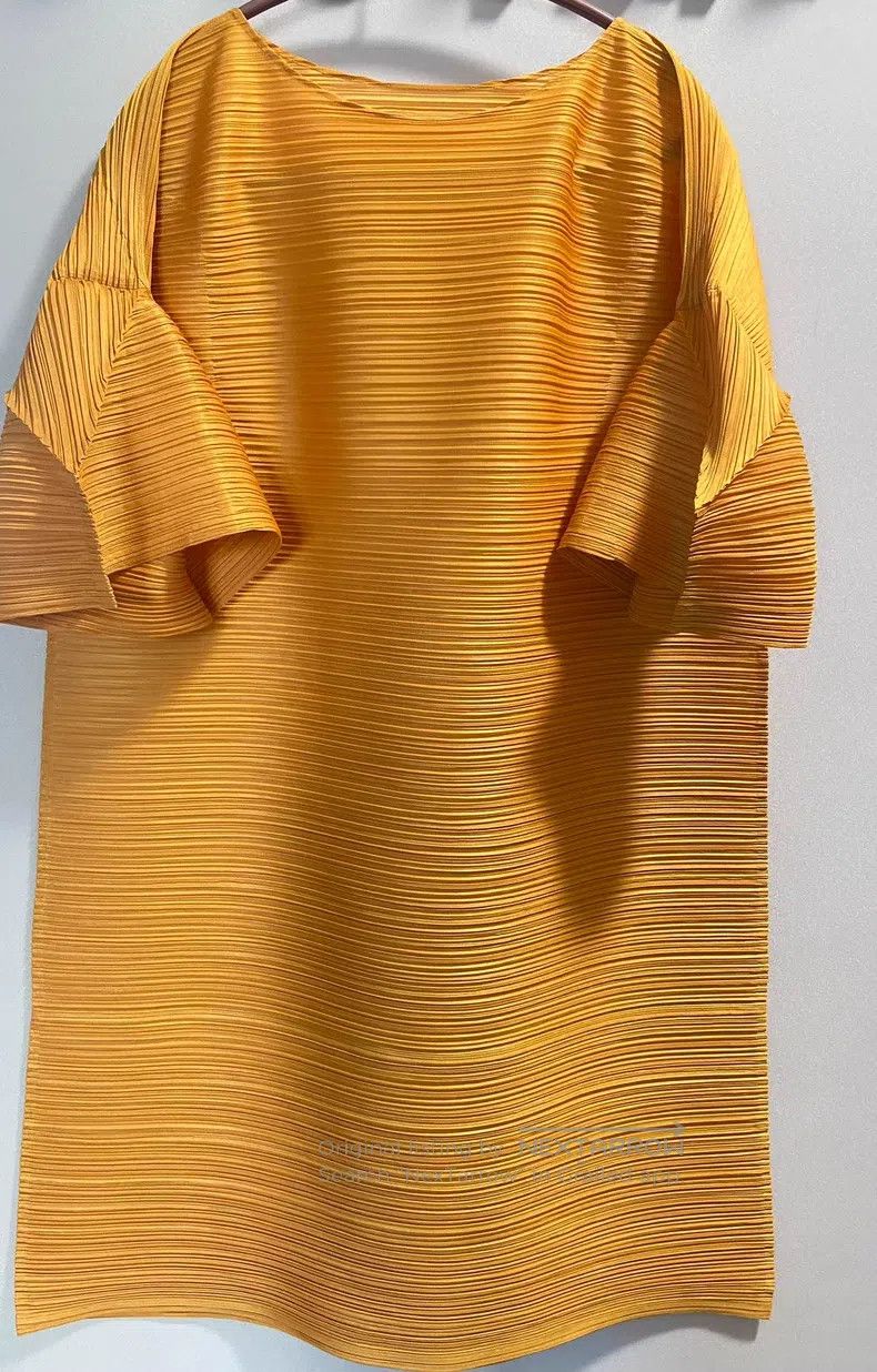Issey Miyake Issey Miyake Yellow Short Sleeve Top Size XXL / US 16-18 / IT 52-54 - 2 Thumbnail