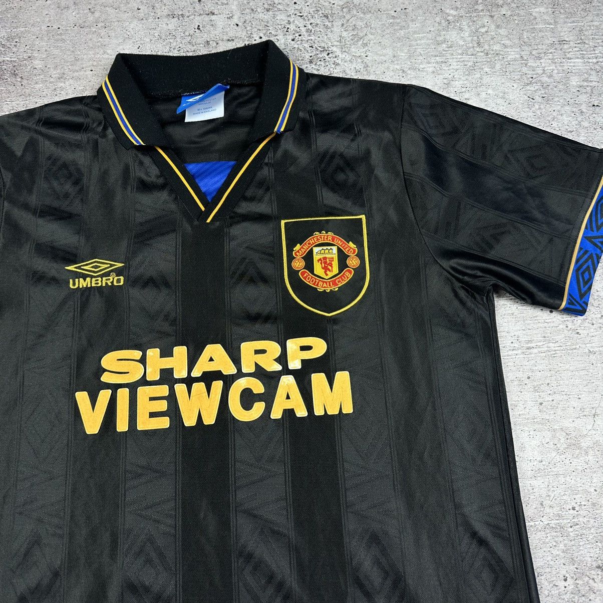Umbro 1993/94 Umbro Manchester United Eric Cantona Soccer Jersey Size US M / EU 48-50 / 2 - 8 Thumbnail