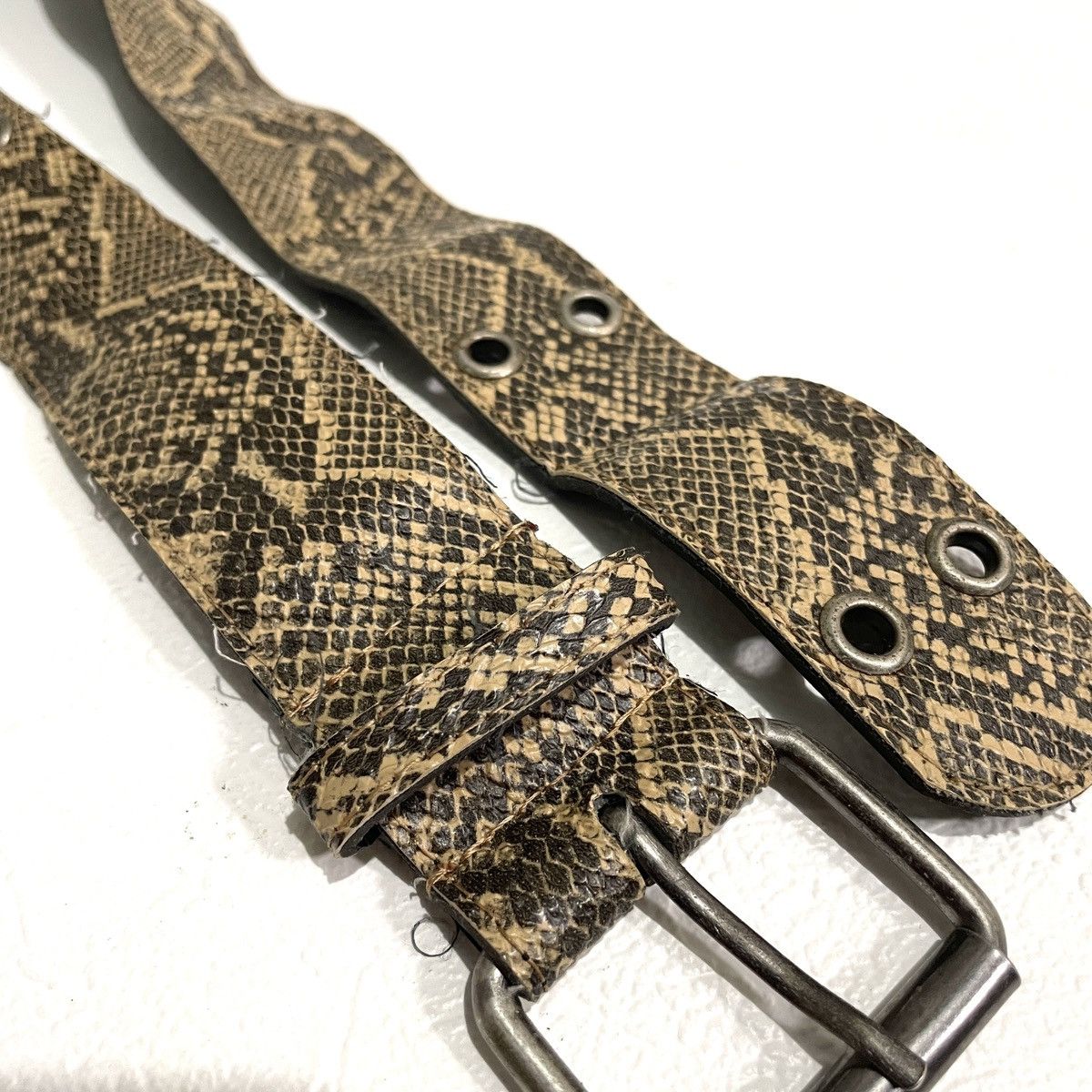 If Six Was Nine Vintage y2k snake skin belt Size ONE SIZE - 4 Thumbnail